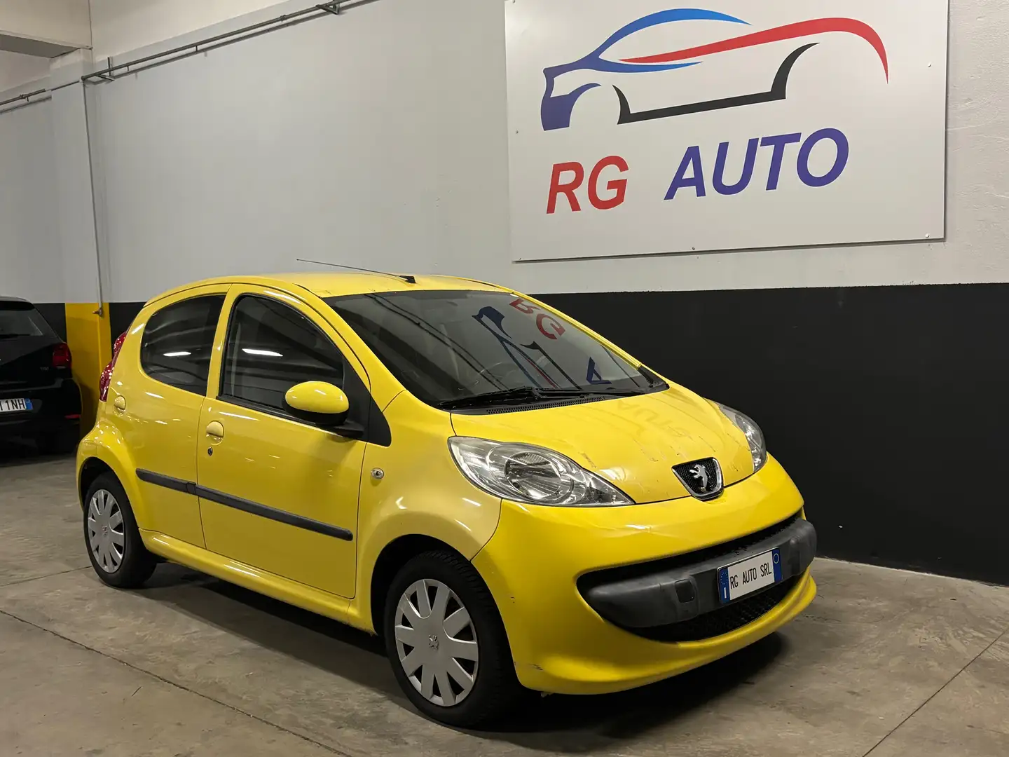 Peugeot 107 107 5p 1.0 12v Sweet Years Giallo - 1