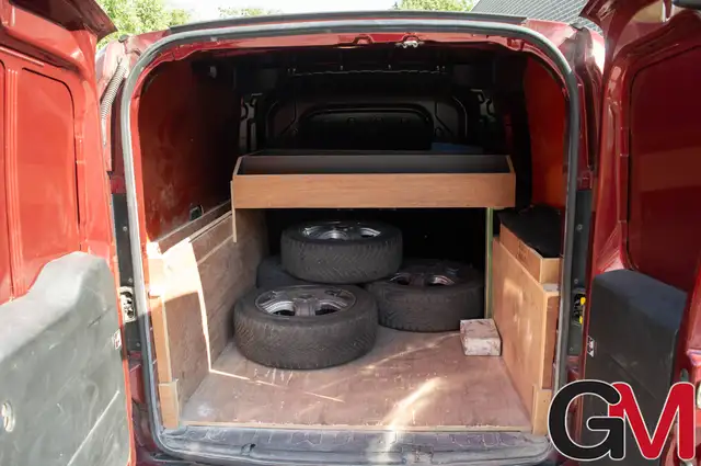Opel Combo view 8