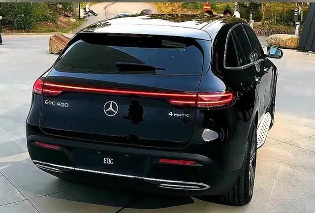 Mercedes-Benz EQC 400 4MATIC