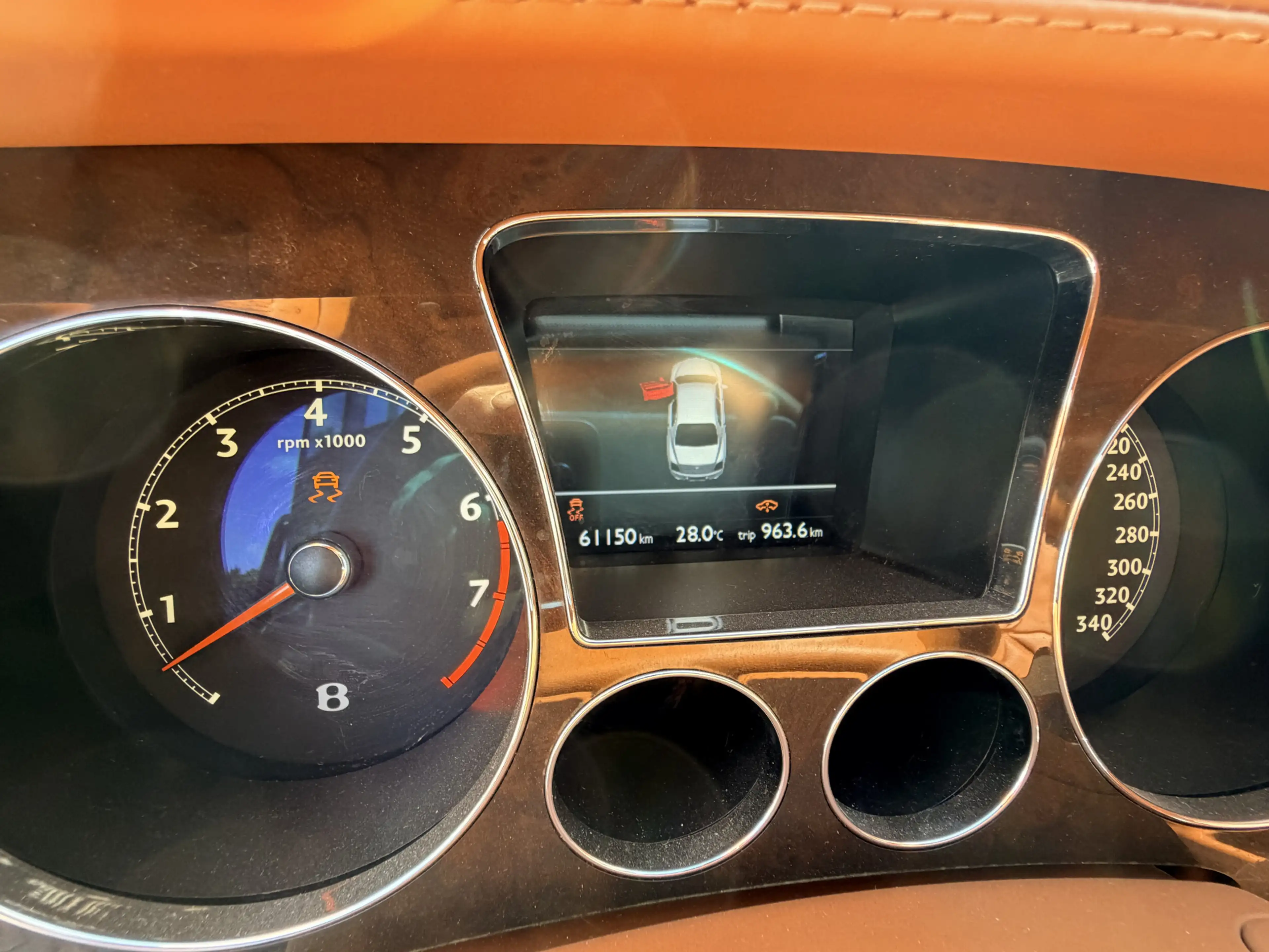 Bentley Flying Spur Continental 6.0 W12 61dkm! — photo 13