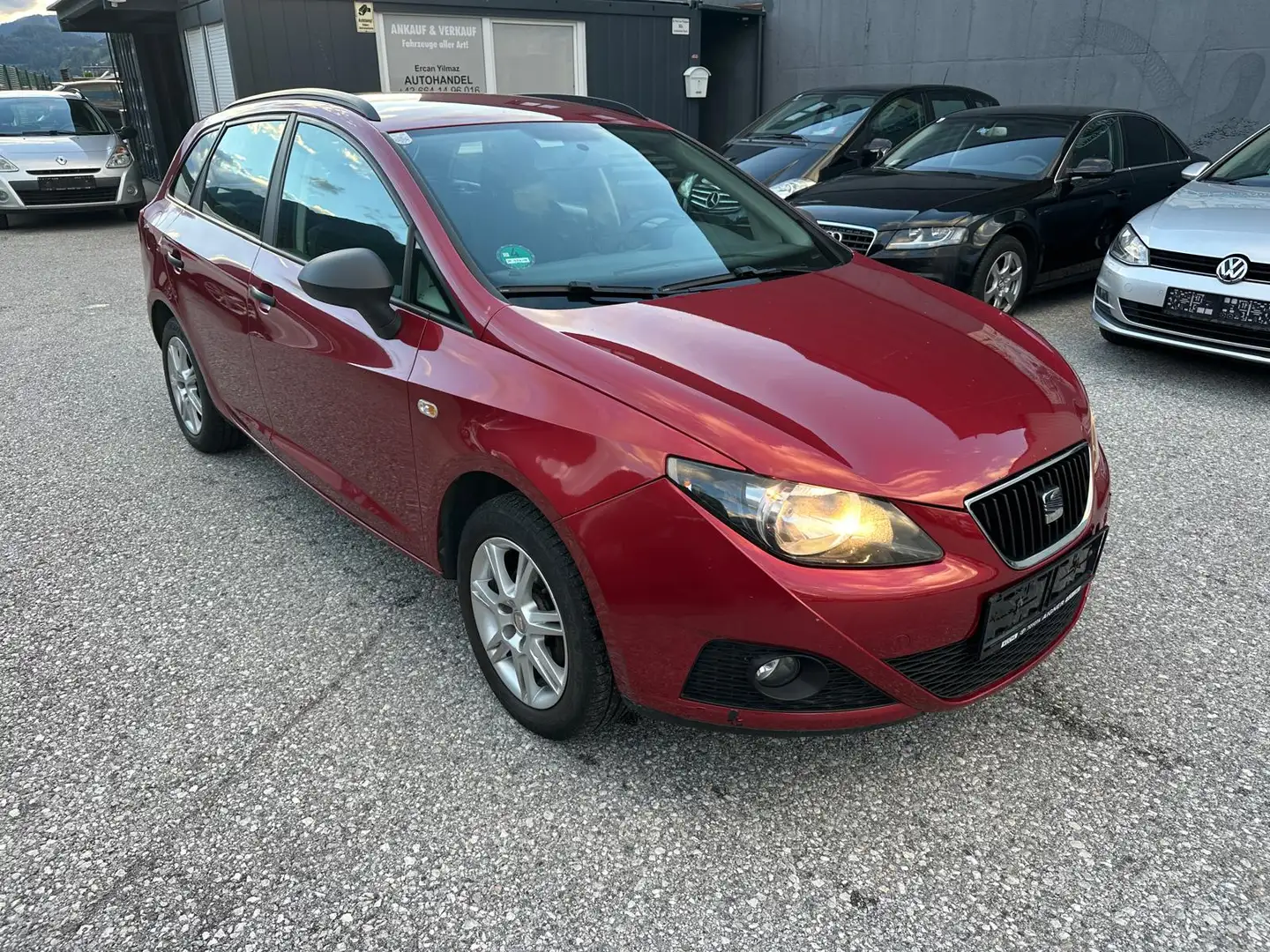 SEAT Ibiza 1,6TDI Rot - 1