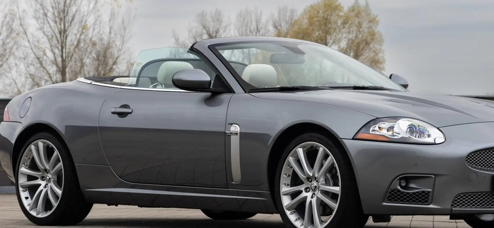 Jaguar XKR XKR Cabrio 4.2 Supercharged Plateado - 2
