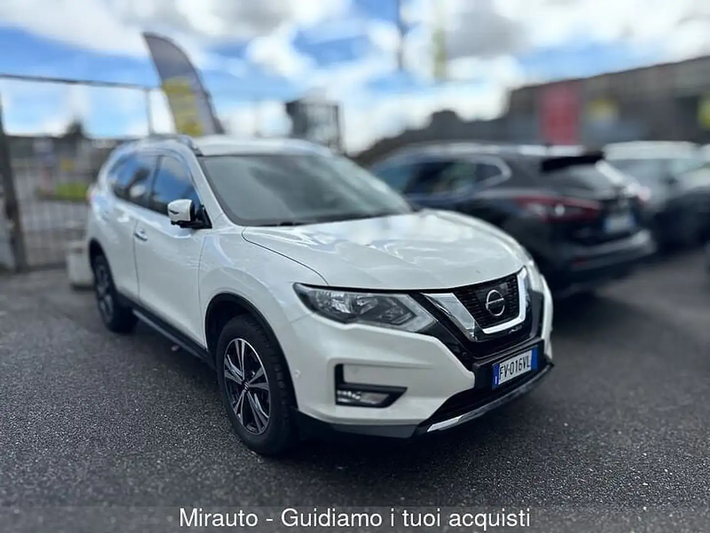 Nissan X-Trail 3ª serie X-Trail 2.0 dCi 2WD X-Tronic N-Connecta Weiß - 1