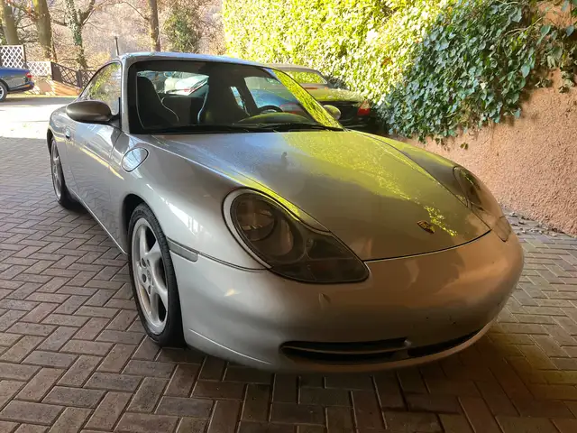 Porsche 996 911 Carrera 2 Coupe manuale 300 cv