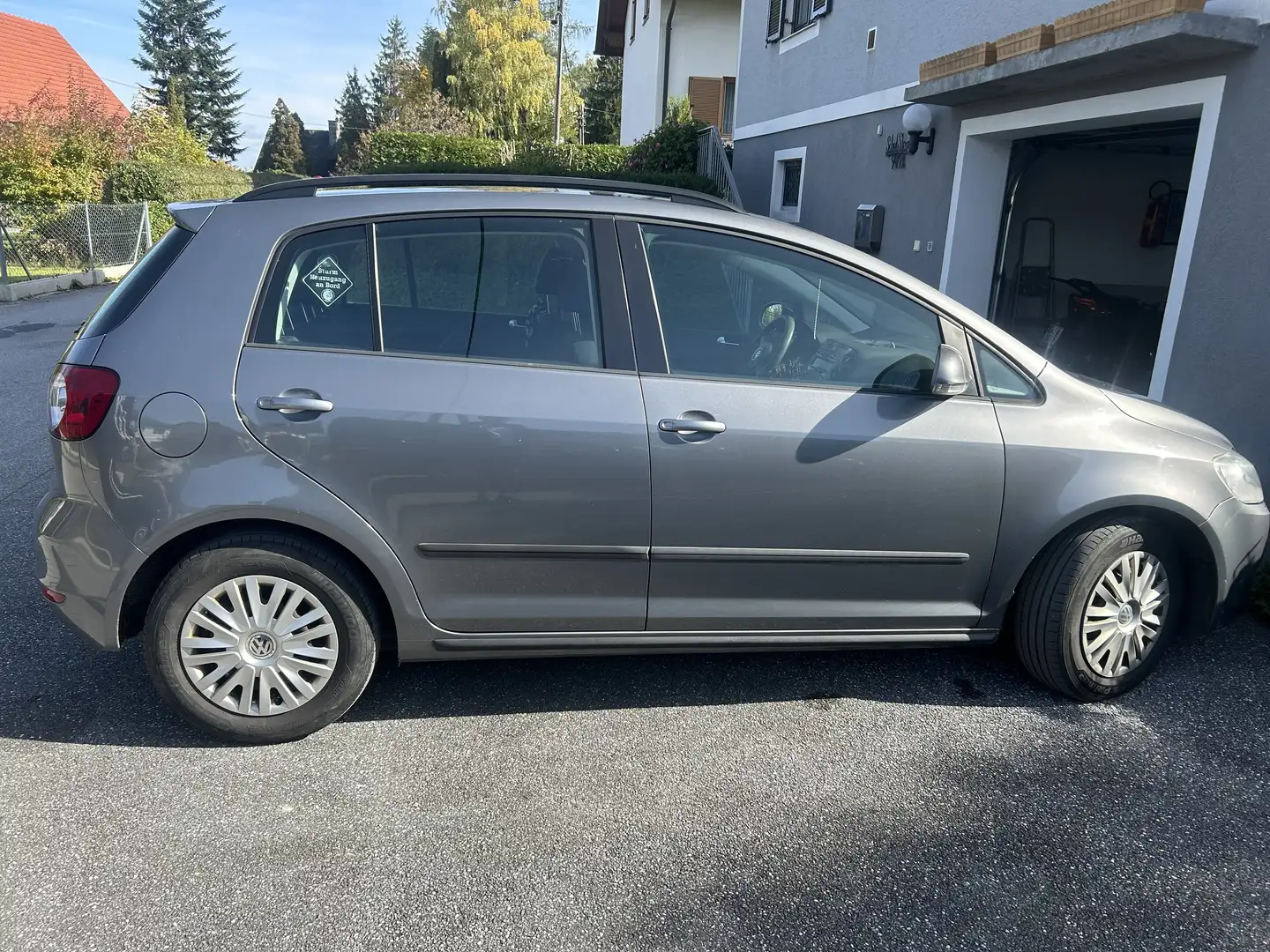 Volkswagen Golf Plus 1.6TDI Advance - 1