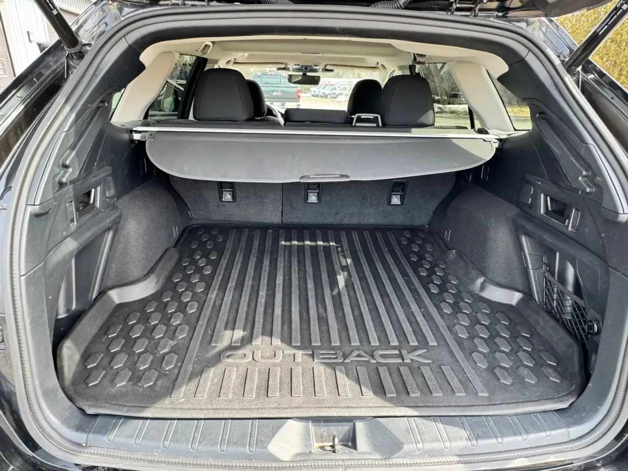Subaru OUTBACK photo Subaru OUTBACK