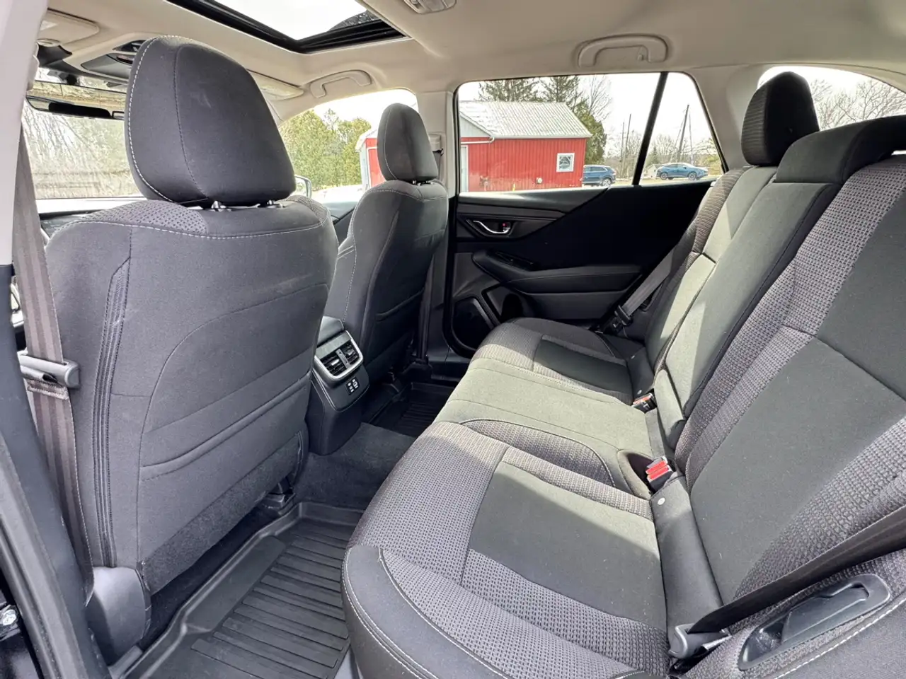 Subaru OUTBACK photo Subaru OUTBACK
