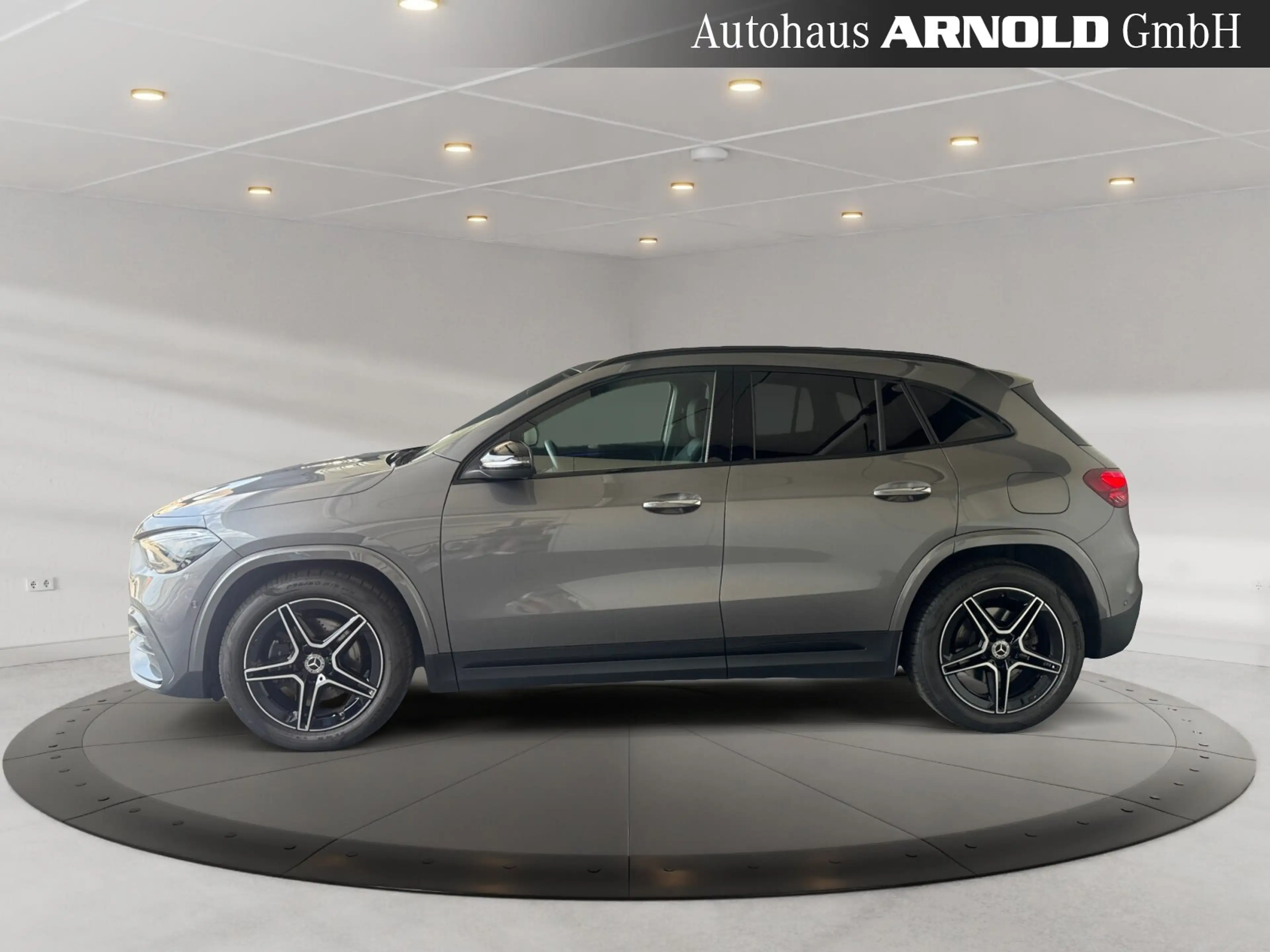 Mercedes-Benz GLA 220 GLA 220 4M AMG-Line MULTIBEAM Night-P. Navi LED BC — photo 2