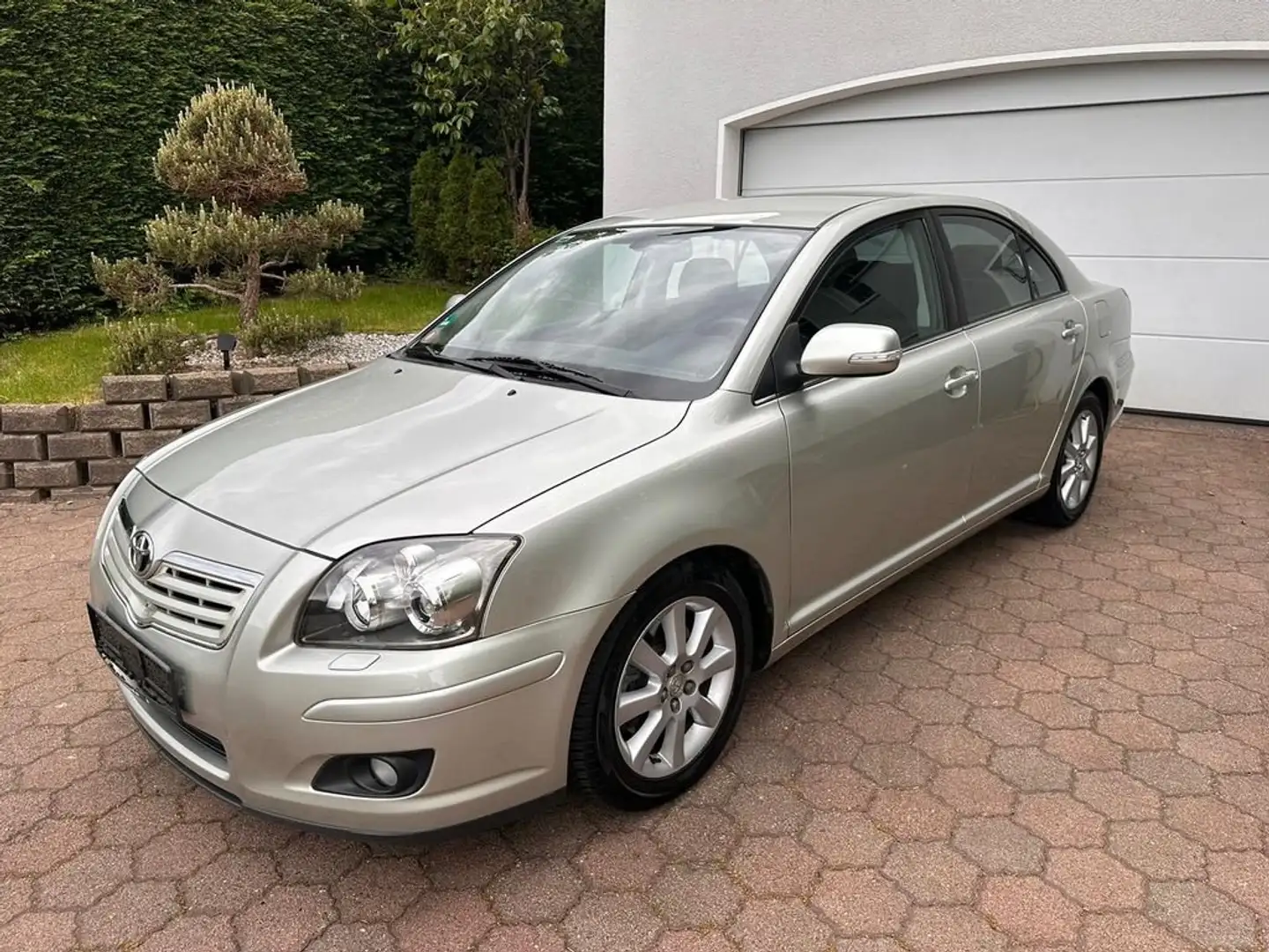 Toyota Avensis Avensis 1.8 vvt-i 16v auto Argento - 1