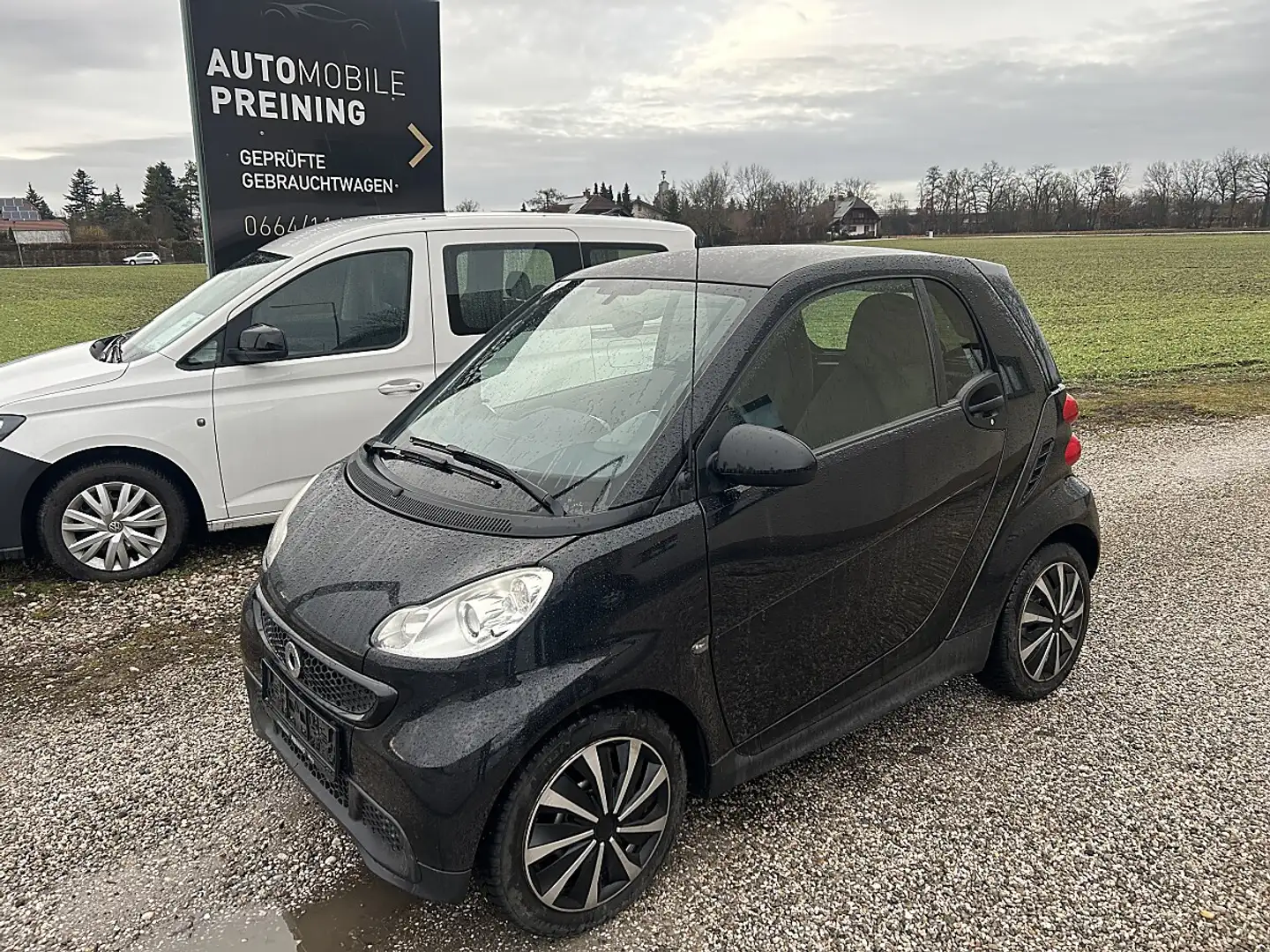 smart city-coupé/city-cabrio smart fortwo pure micro hybrid Schwarz - 1