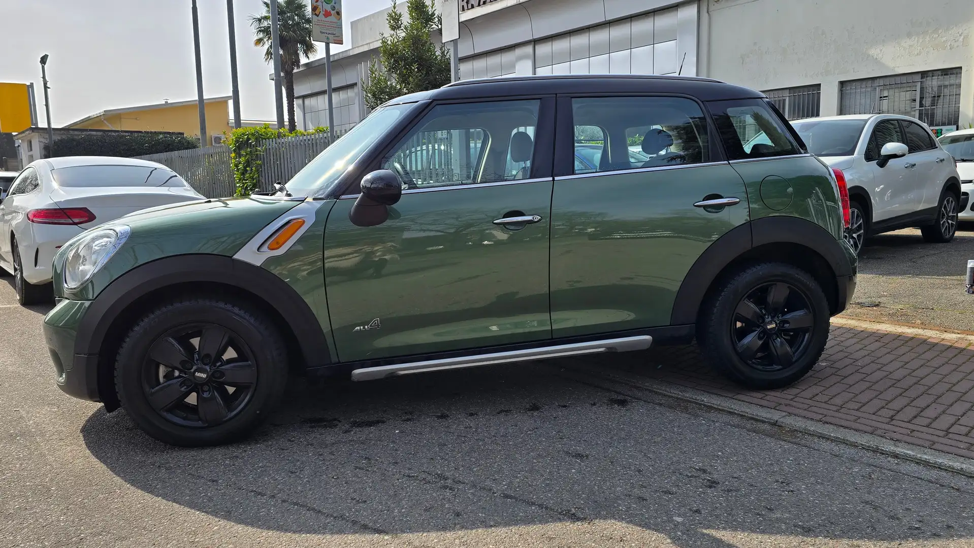 MINI Cooper D Countryman Mini Countryman 2.0 Cooper D Park Lane Plus all4 Verde - 2
