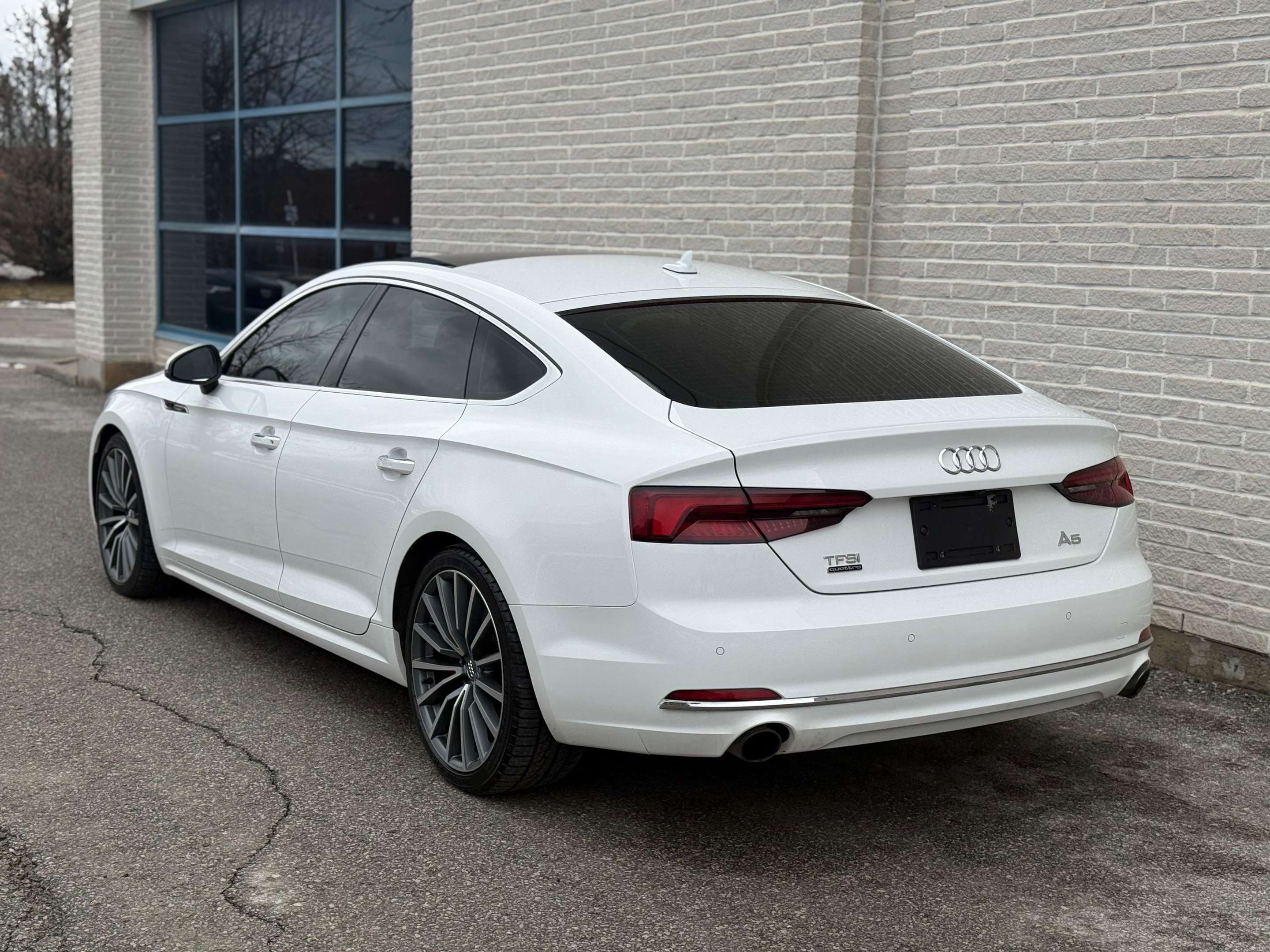 2018 Audi A5 Prestige alt 4