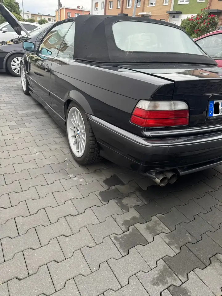 BMW 320i Exclusiv Edition, foto 5