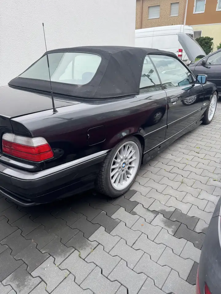 BMW 320i Exclusiv Edition, foto 6