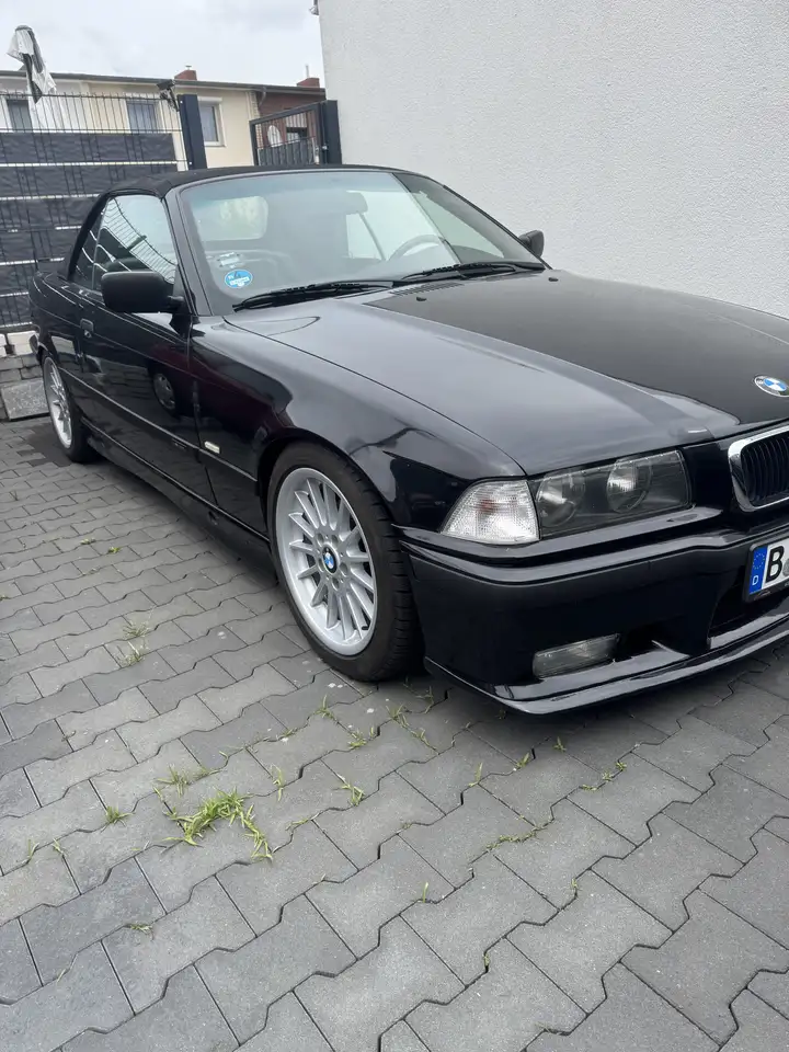 BMW 320i Exclusiv Edition, foto 3