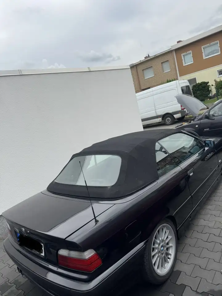 BMW 320i Exclusiv Edition, foto 8