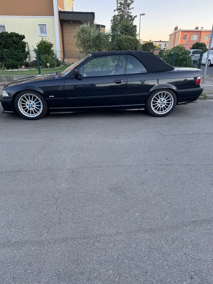BMW 320i Exclusiv Edition, foto 9