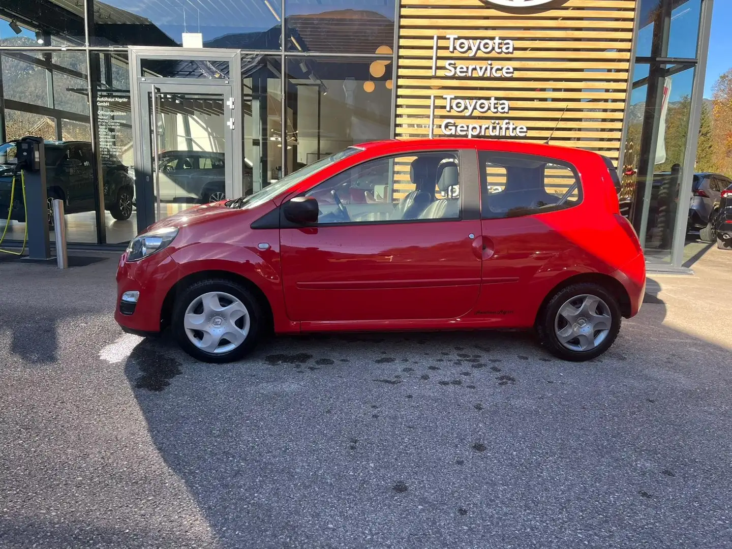 Renault Twingo Twingo 1,2 16V 75 Night Rot - 1