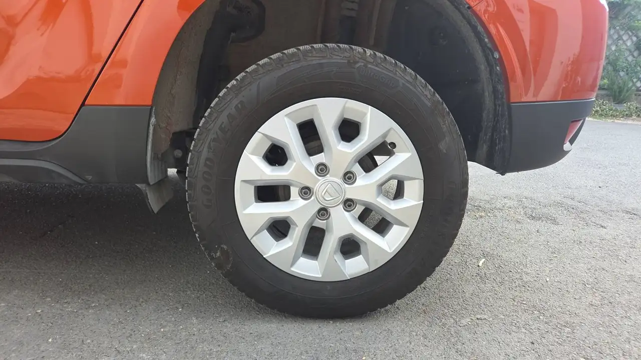 Dacia Duster — photo 19