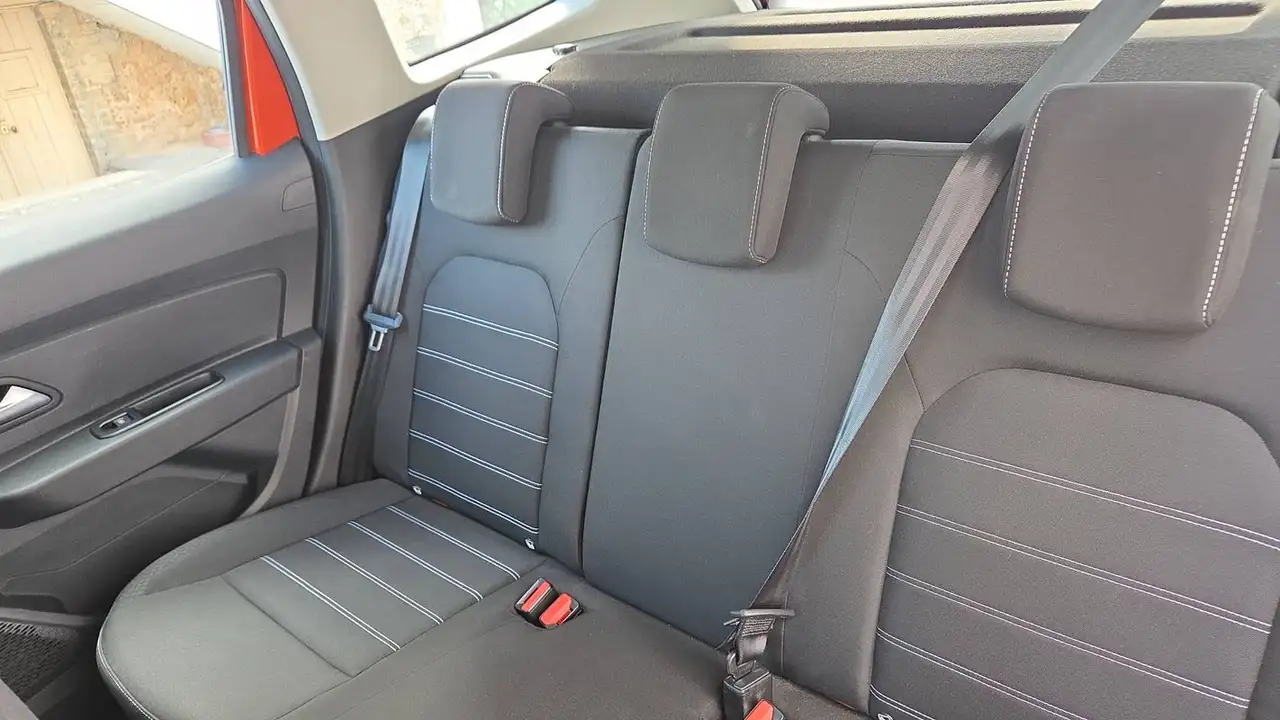 Dacia Duster — photo 9