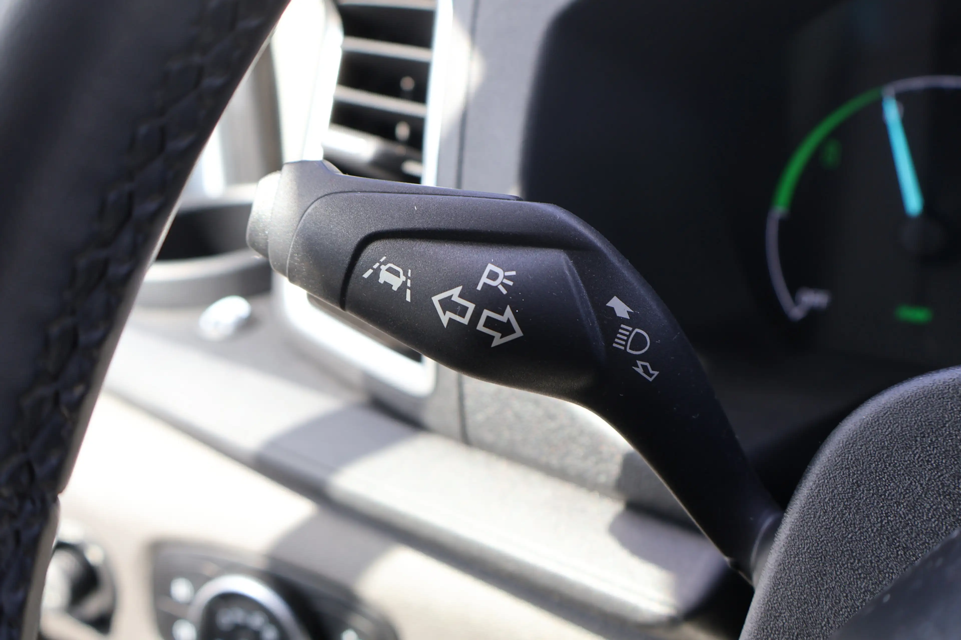 Ford E-Transit 350 L2 H3 Trend 68 kWh Bott Vario Inrichting — photo 21