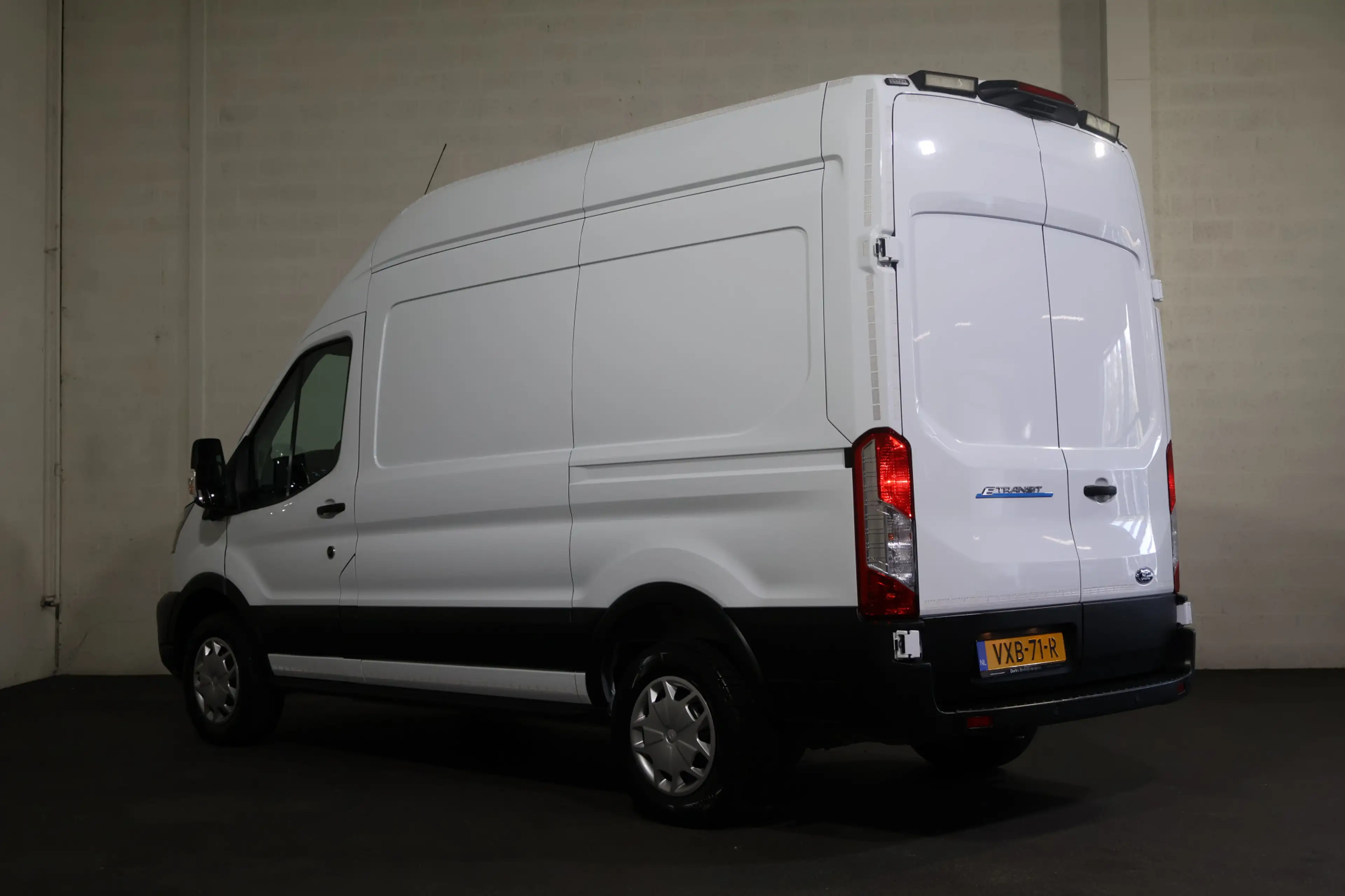 Ford E-Transit 350 L2 H3 Trend 68 kWh Bott Vario Inrichting — photo 7