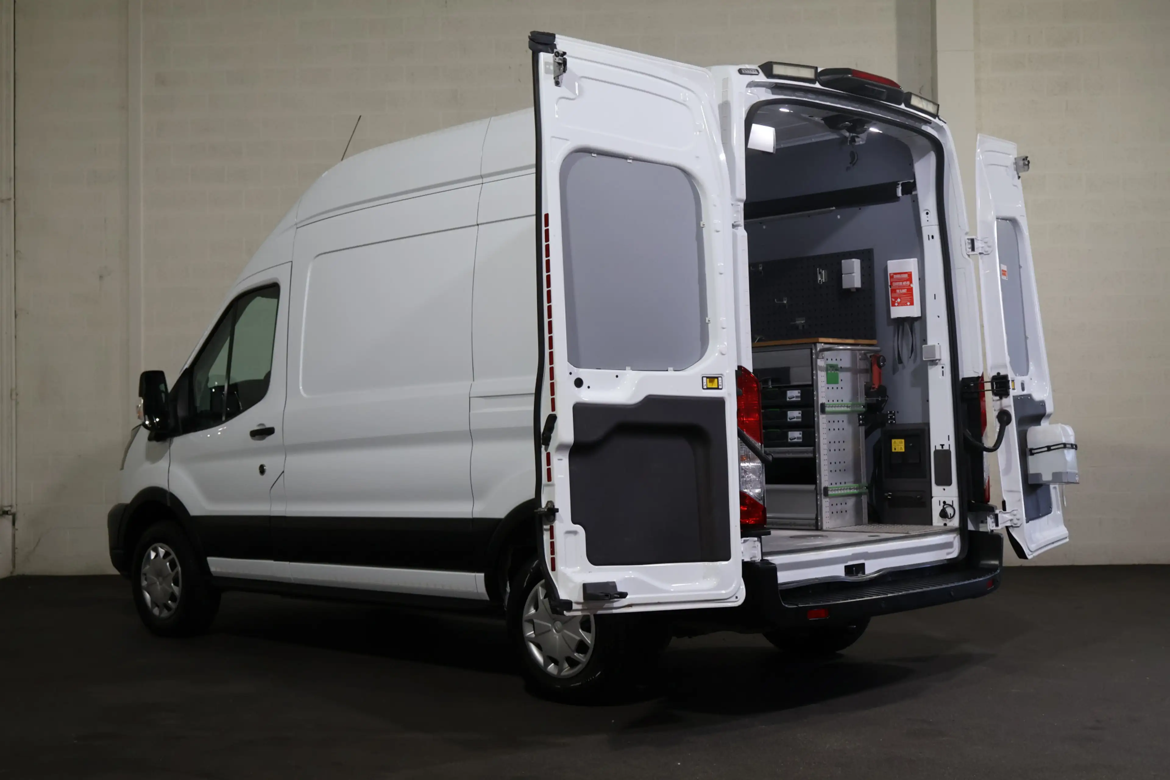 Ford E-Transit 350 L2 H3 Trend 68 kWh Bott Vario Inrichting — photo 12