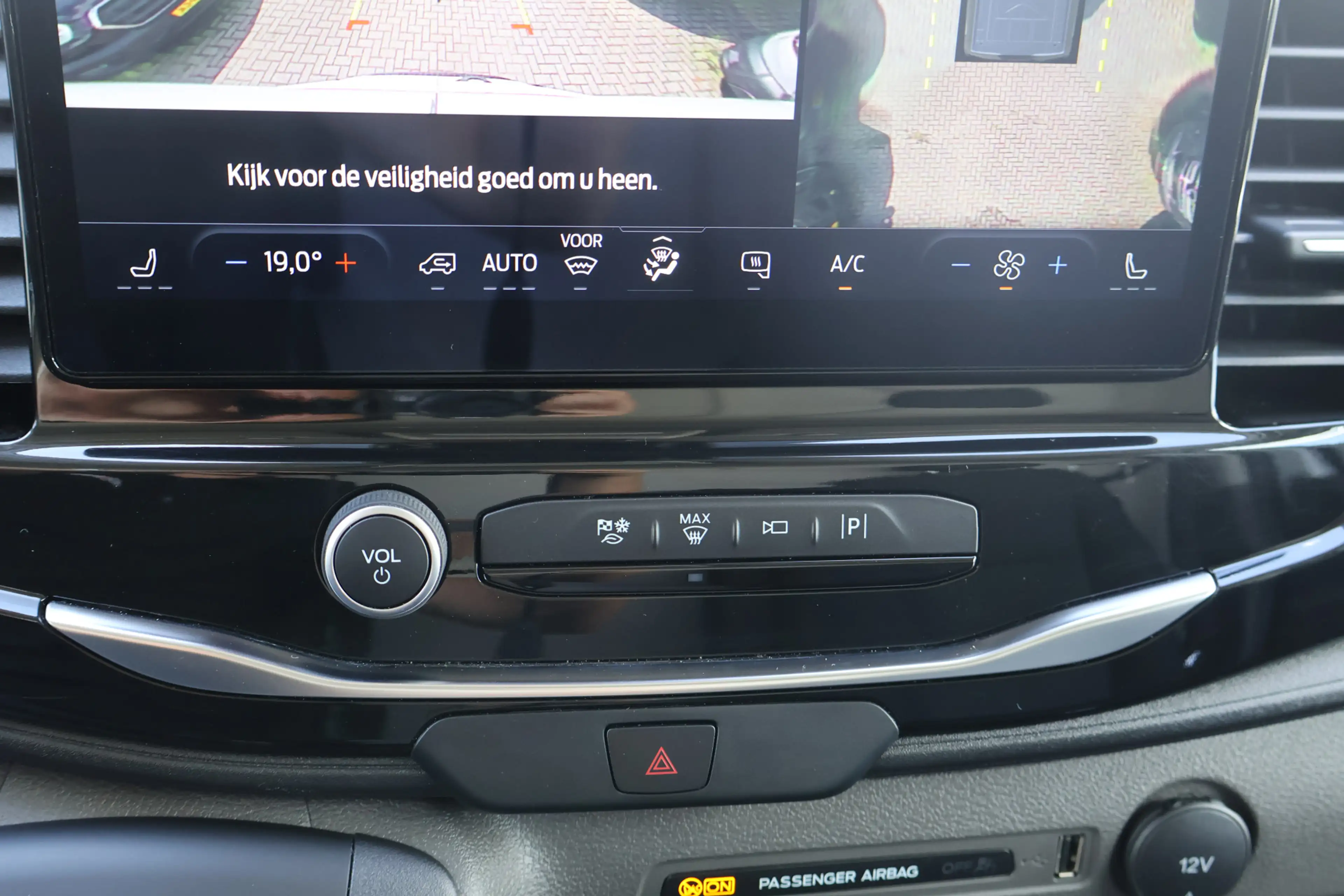 Ford E-Transit 350 L2 H3 Trend 68 kWh Bott Vario Inrichting — photo 28