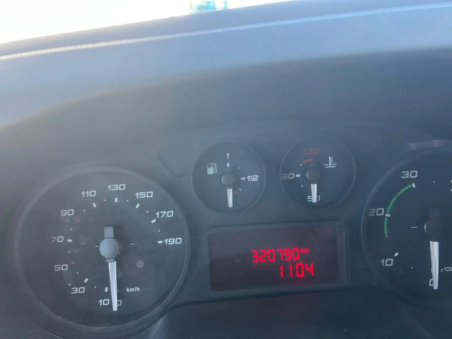 Iveco Daily 35S11 Rosso - 1