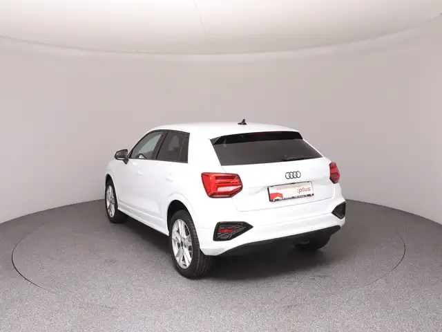 Audi Q2 view 5