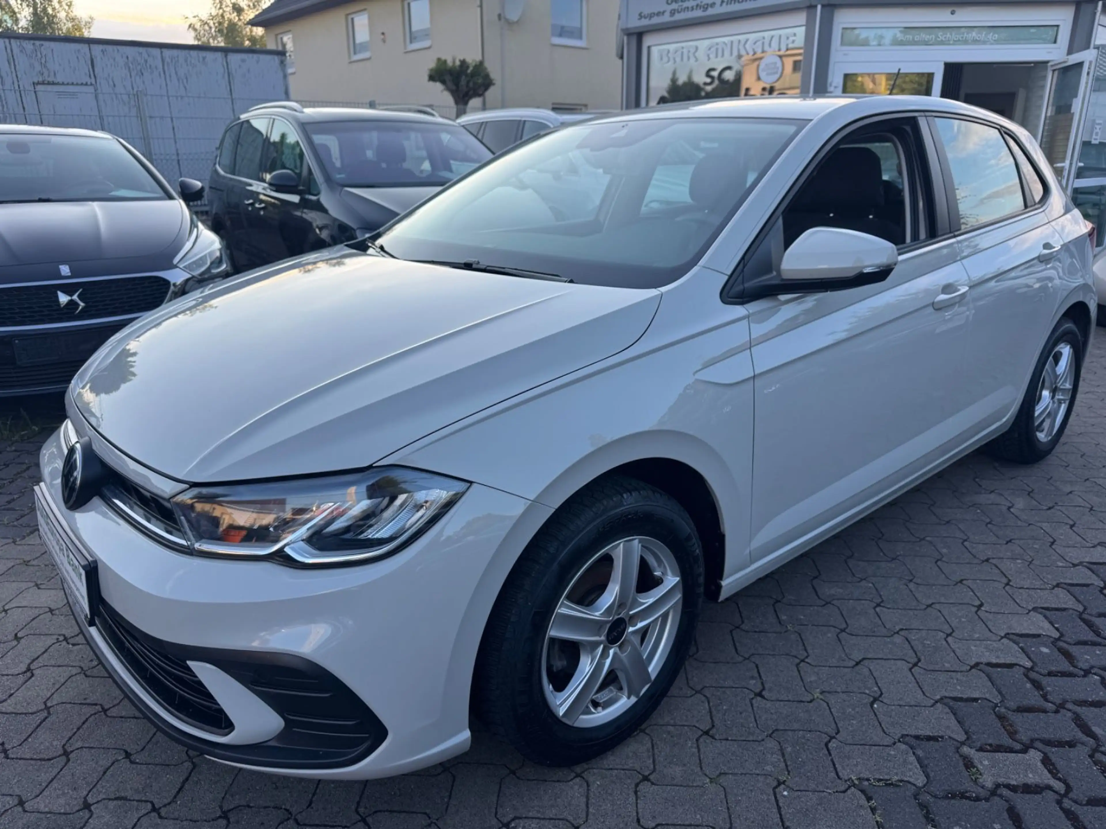 Volkswagen Polo VI Life