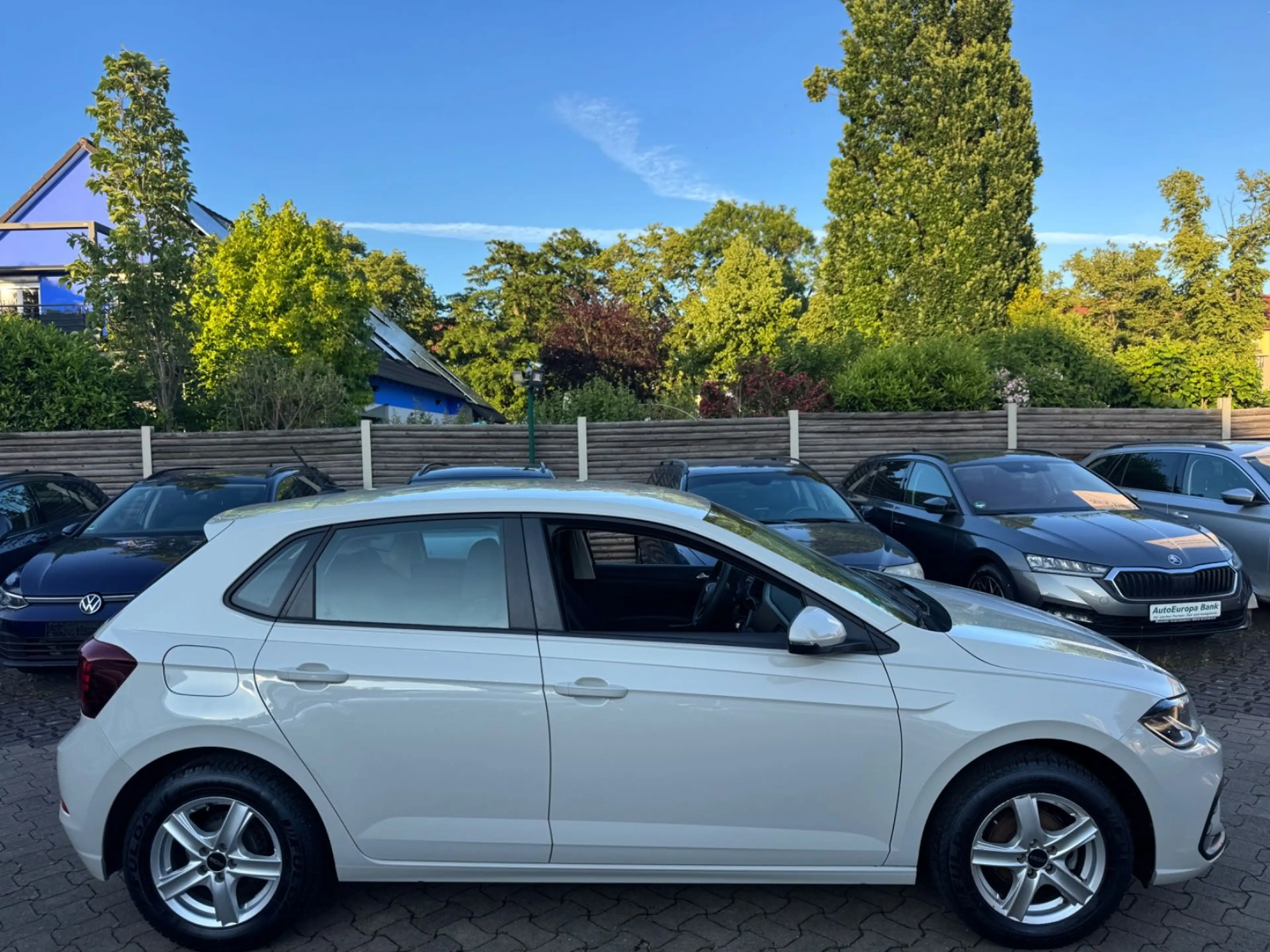 Volkswagen Polo VI Life — photo 7