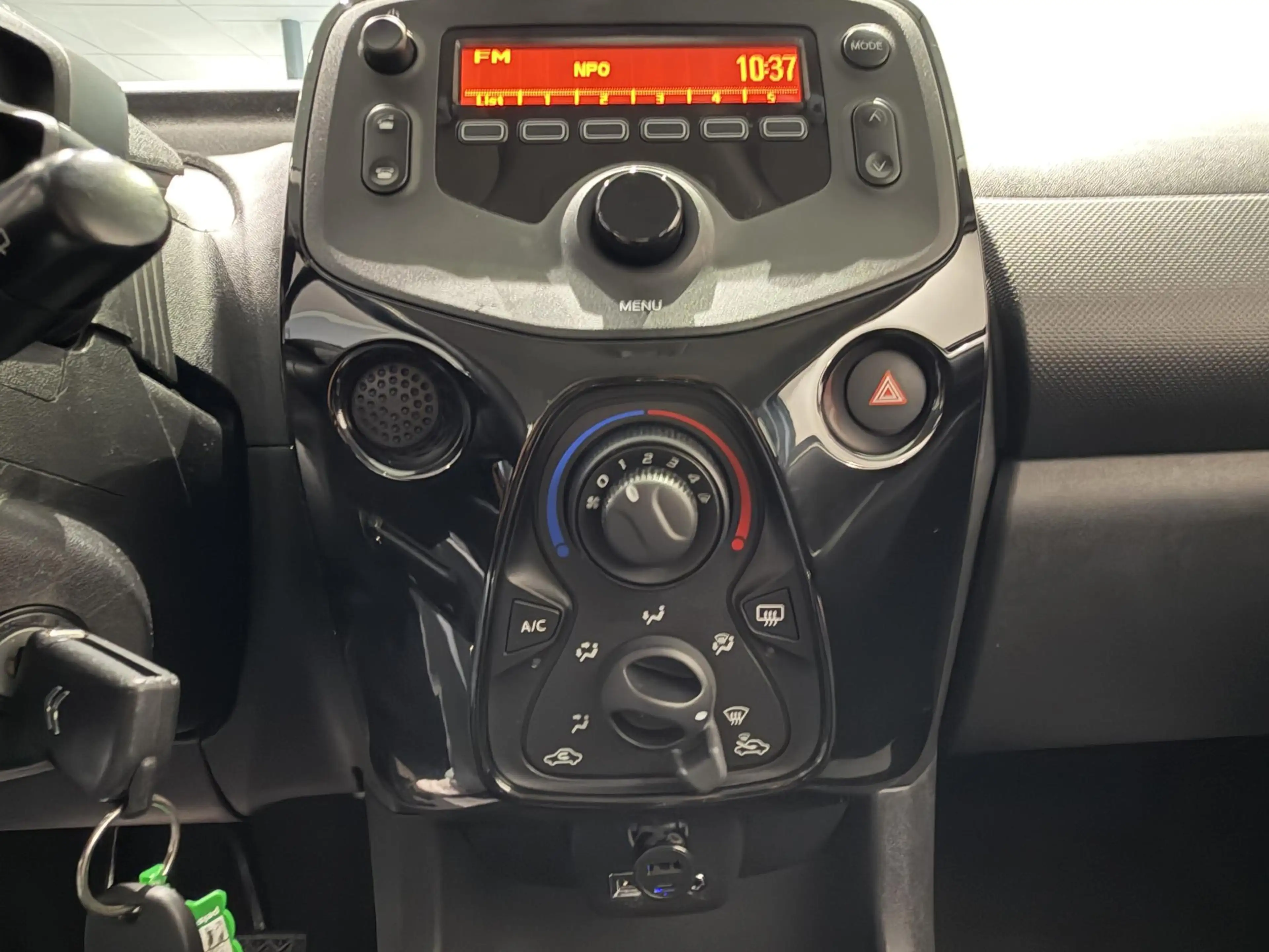 Citroen C1 1.0 VTi Feel - AIRCO - BLUETOOTH - ZUINIG — photo 11