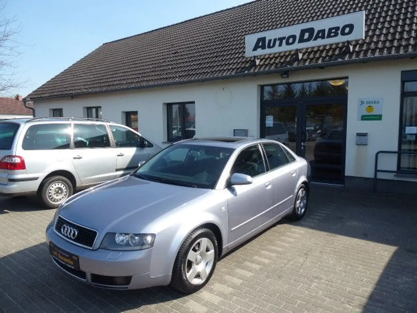 Audi A4 2.0 multitronic Šedá - 1
