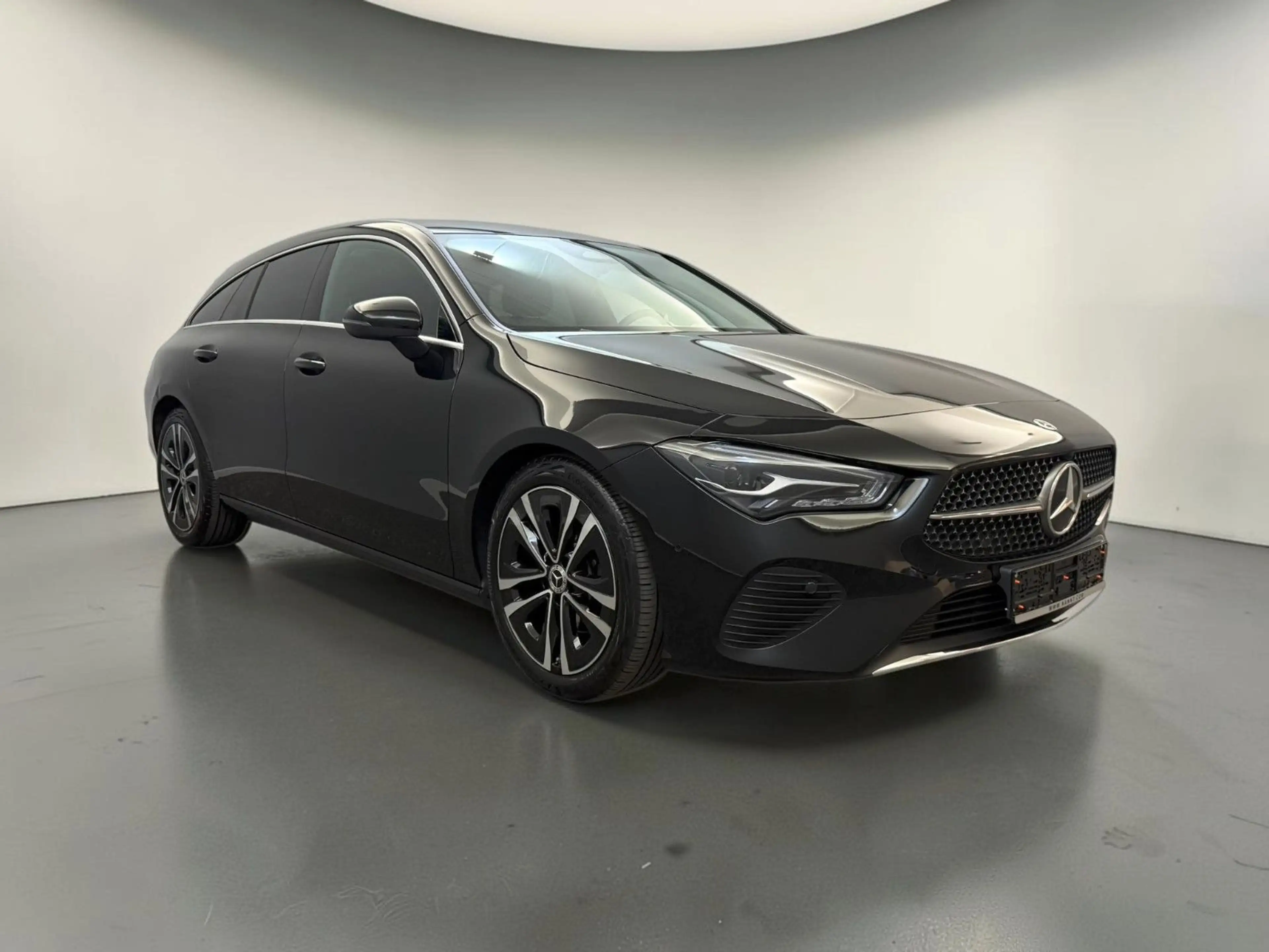 Mercedes-Benz CLA 180 MOD24*WIDE*PANO*KAM*MEMO — photo 3