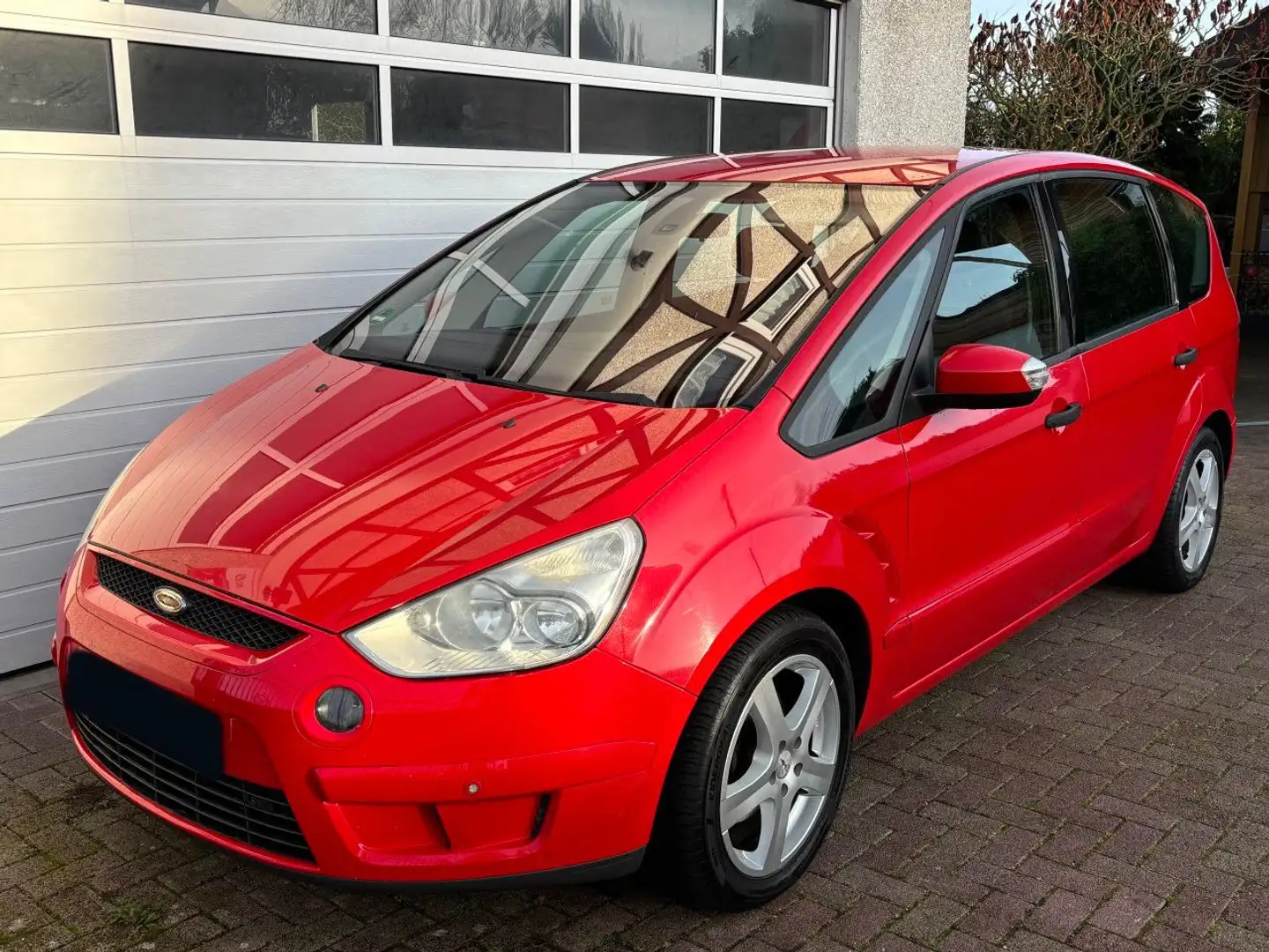 Ford S-Max S-MAX Ambiente 7 SITZER | SHZ | AHK Czerwony - 1