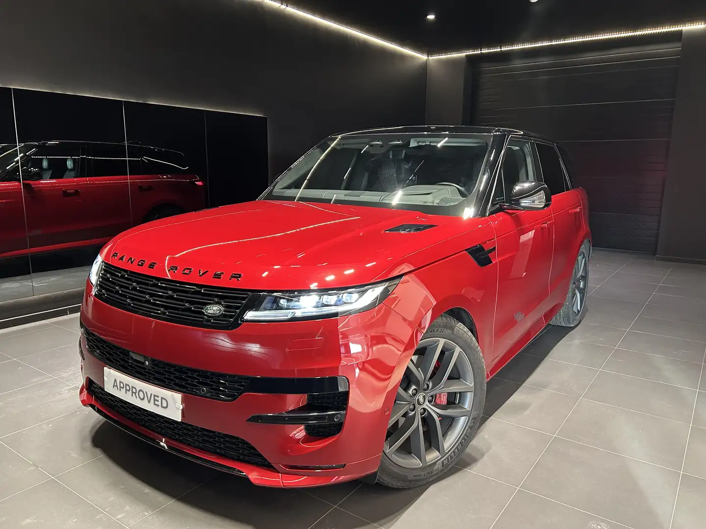 Land Rover Range Rover Sport New D350 First Edition LICHTE VRACHT Rouge - 1