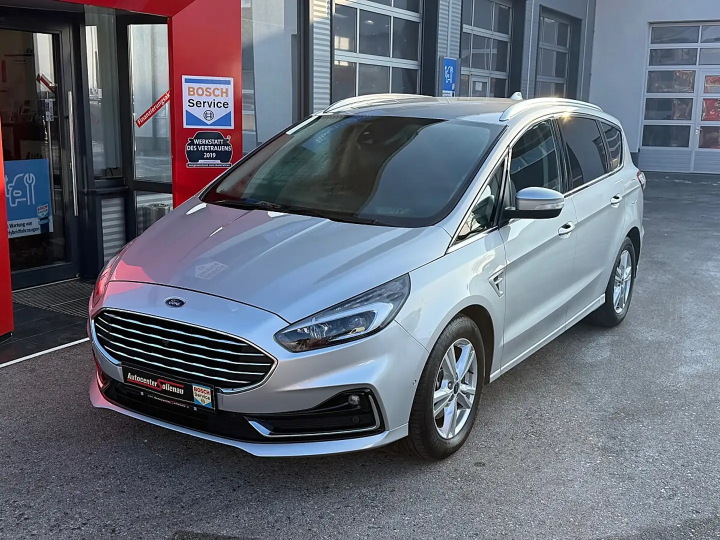 Ford S-Max S-MAX Titanium 2.0 EcoBlue SCR Aut. Silber - 2