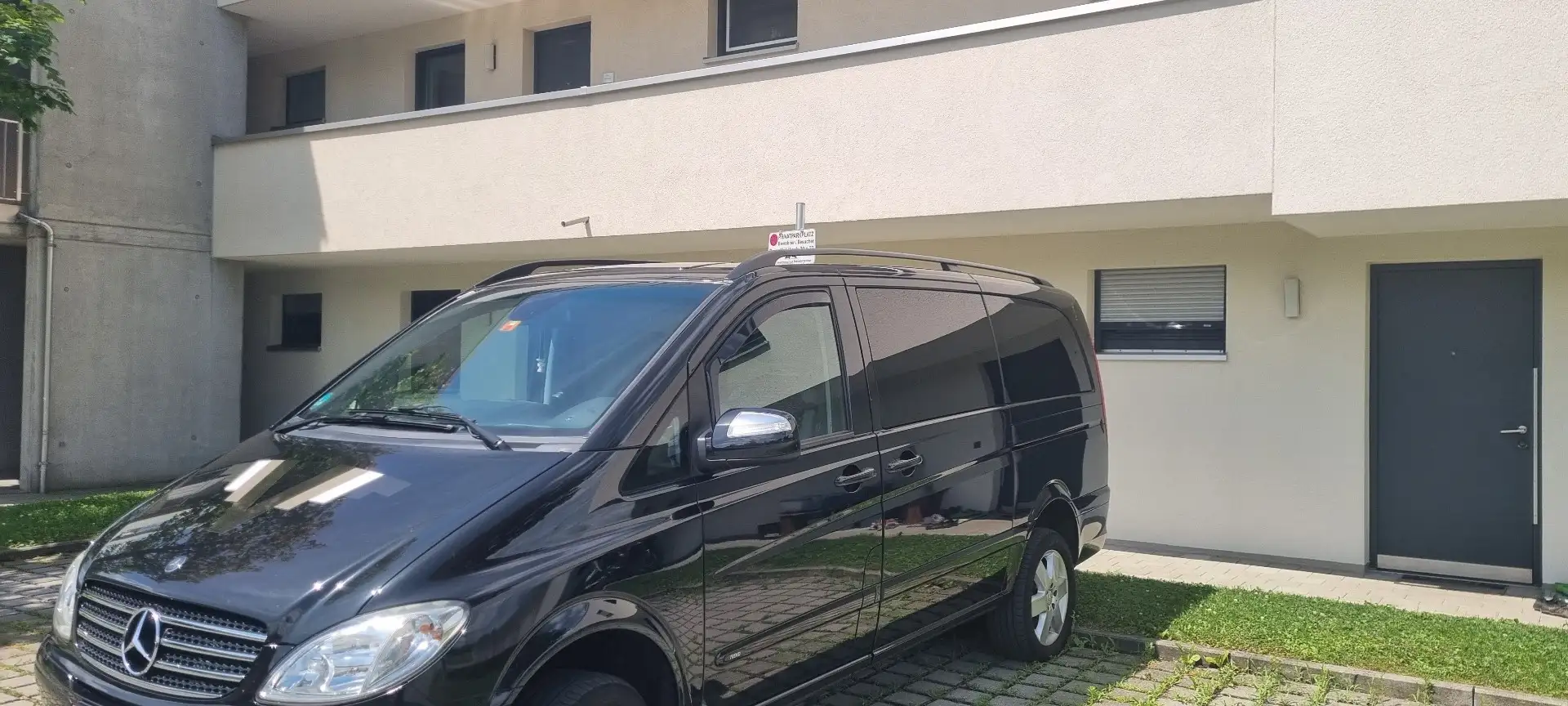 Mercedes-Benz Viano Trend lang 2,2 CDI Aut. Schwarz - 1