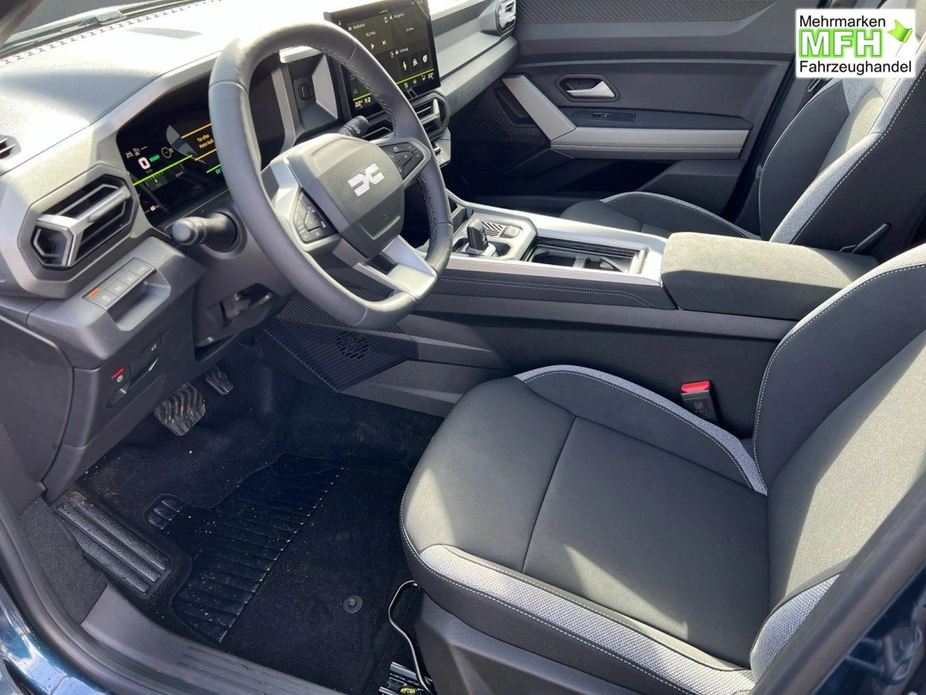 Dacia Bigster Journey SHZ+LKHZ+NAVI Hybrid 155 116 kW (158 PS... — photo 3