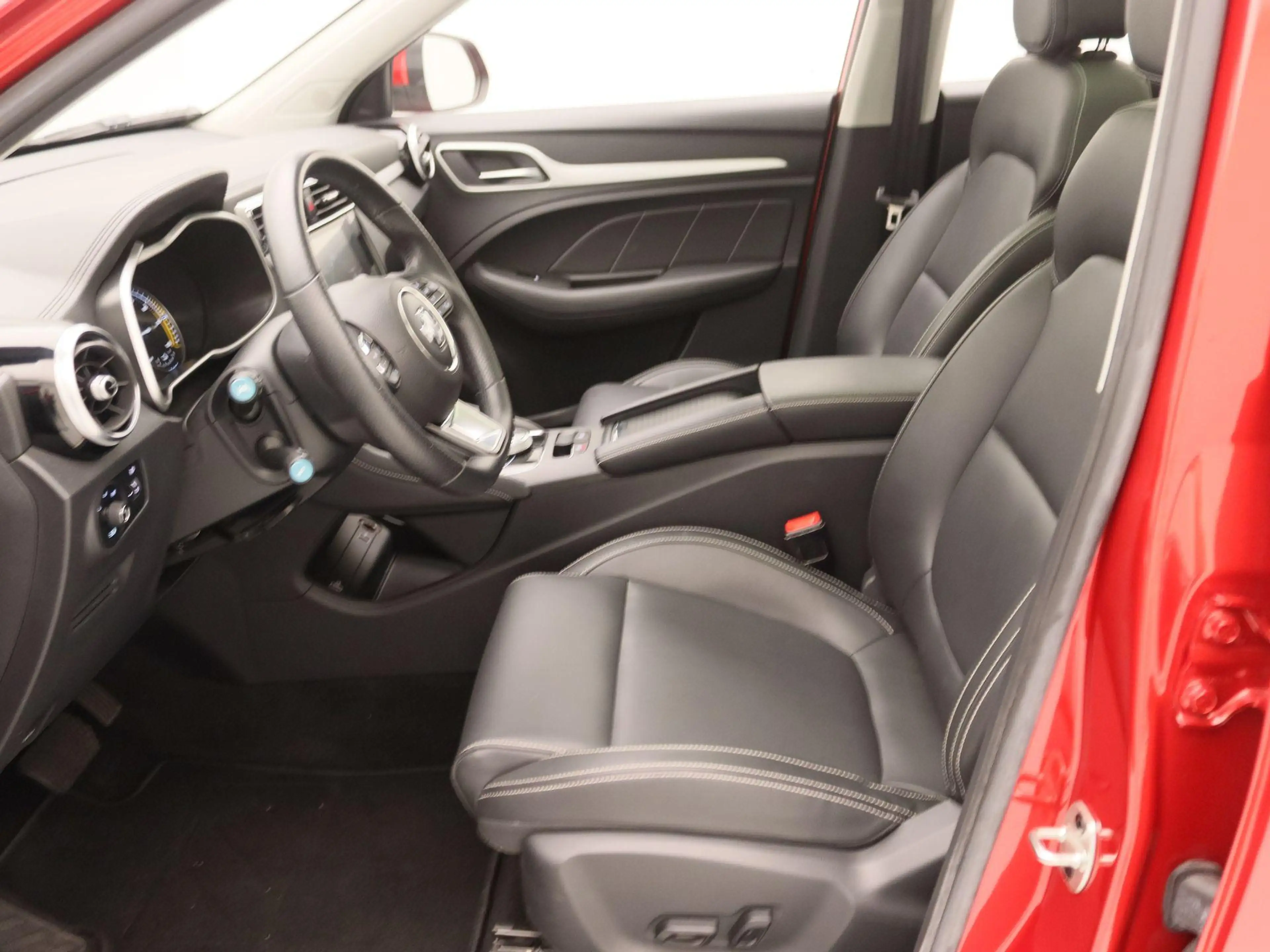 MG ZS EV Luxury 45 kWh | Navi | Panoramadak | Leder | Ca — photo 11