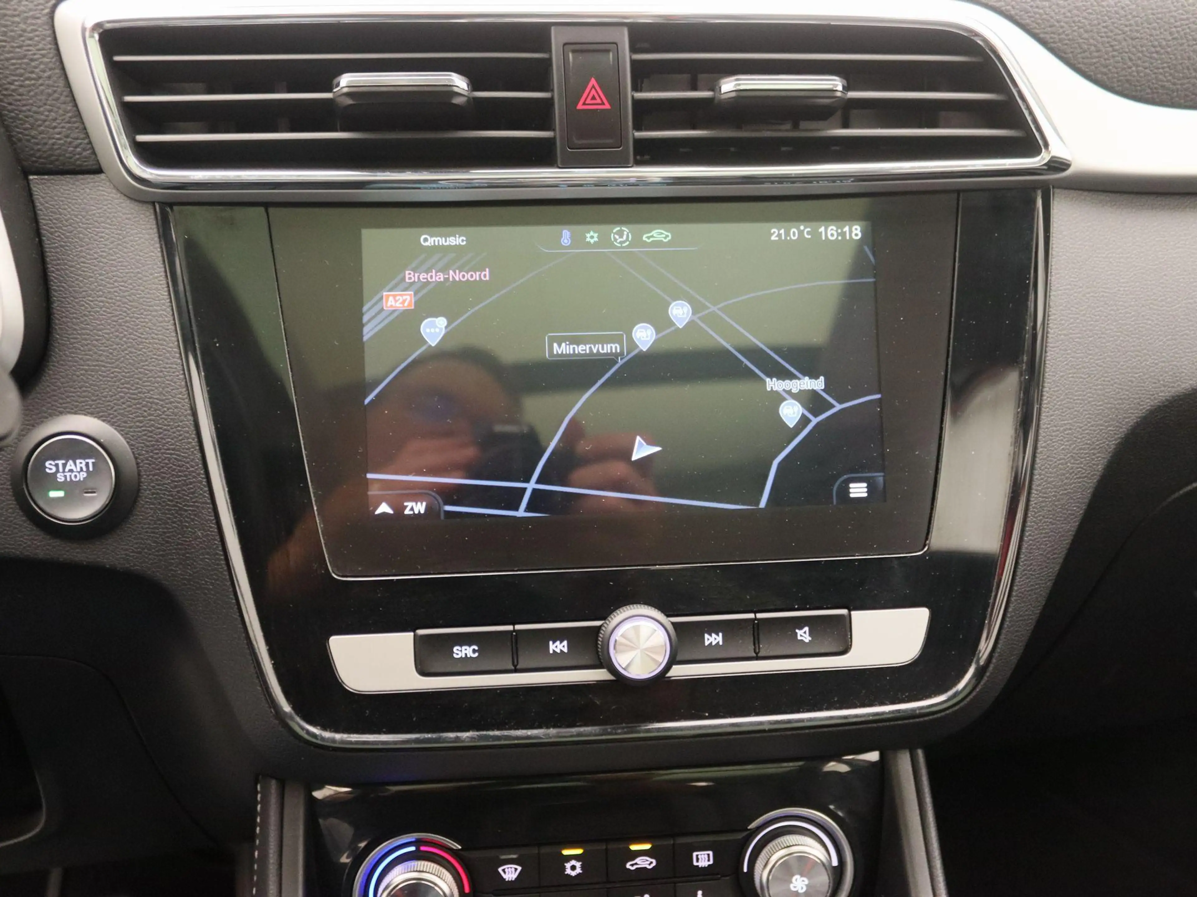 MG ZS EV Luxury 45 kWh | Navi | Panoramadak | Leder | Ca — photo 9