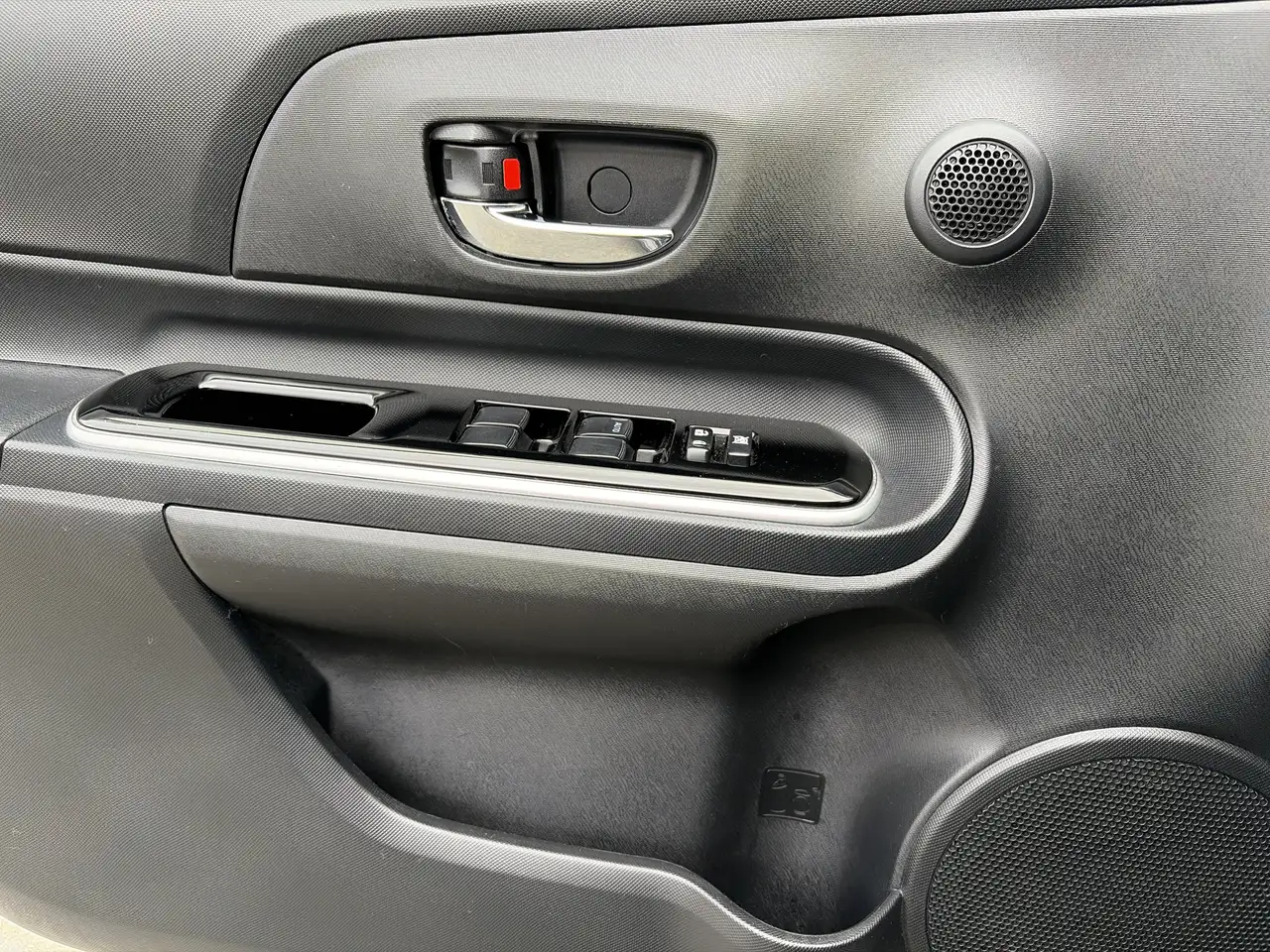 Toyota Prius c снимка Toyota Prius c