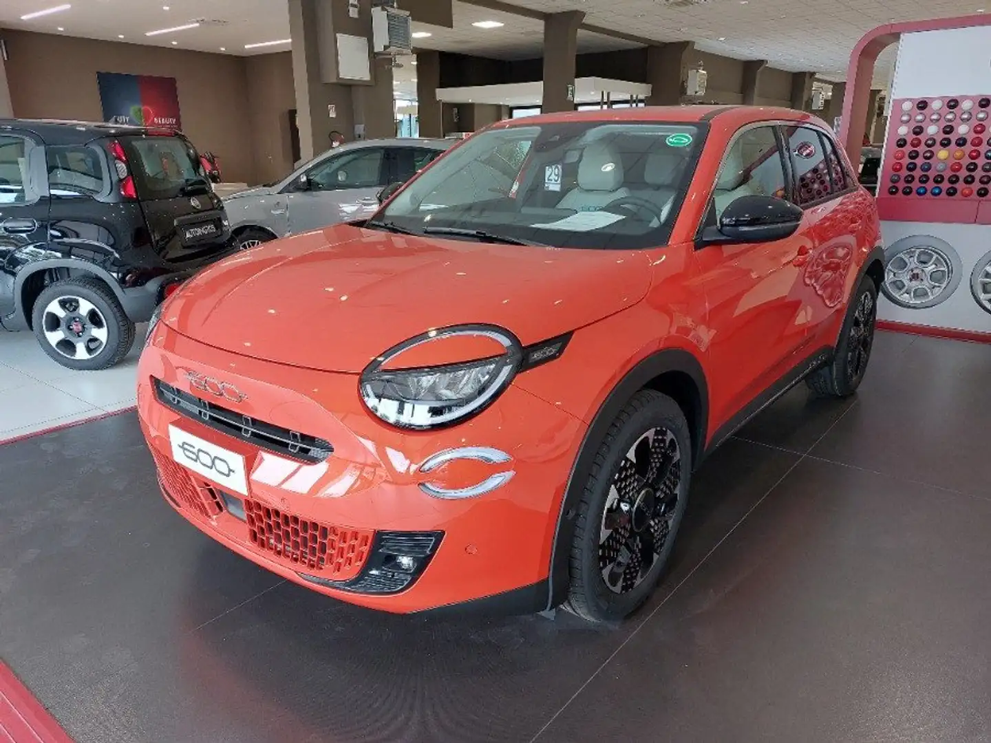 Fiat 600e 600 ELETTRICA 156CV EDIZIONE "LA PRIMA" KM 0 - 2