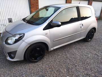 Renault twingo 2 1.2 16v essence 2011 Automatique