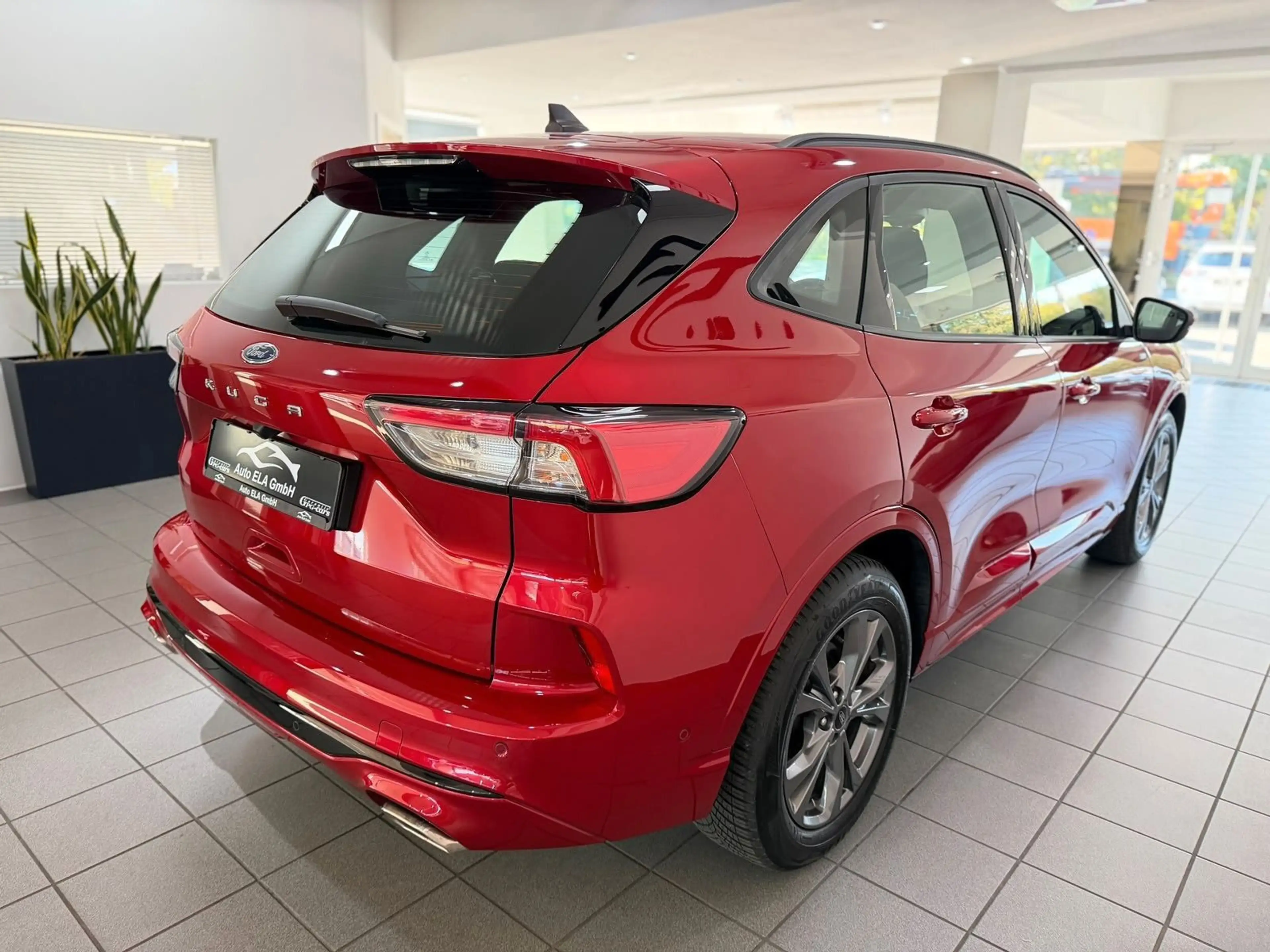 Ford Kuga 1.5 ST-Line 1.Hand|AHK|Kamera|Klimaaut. — photo 6