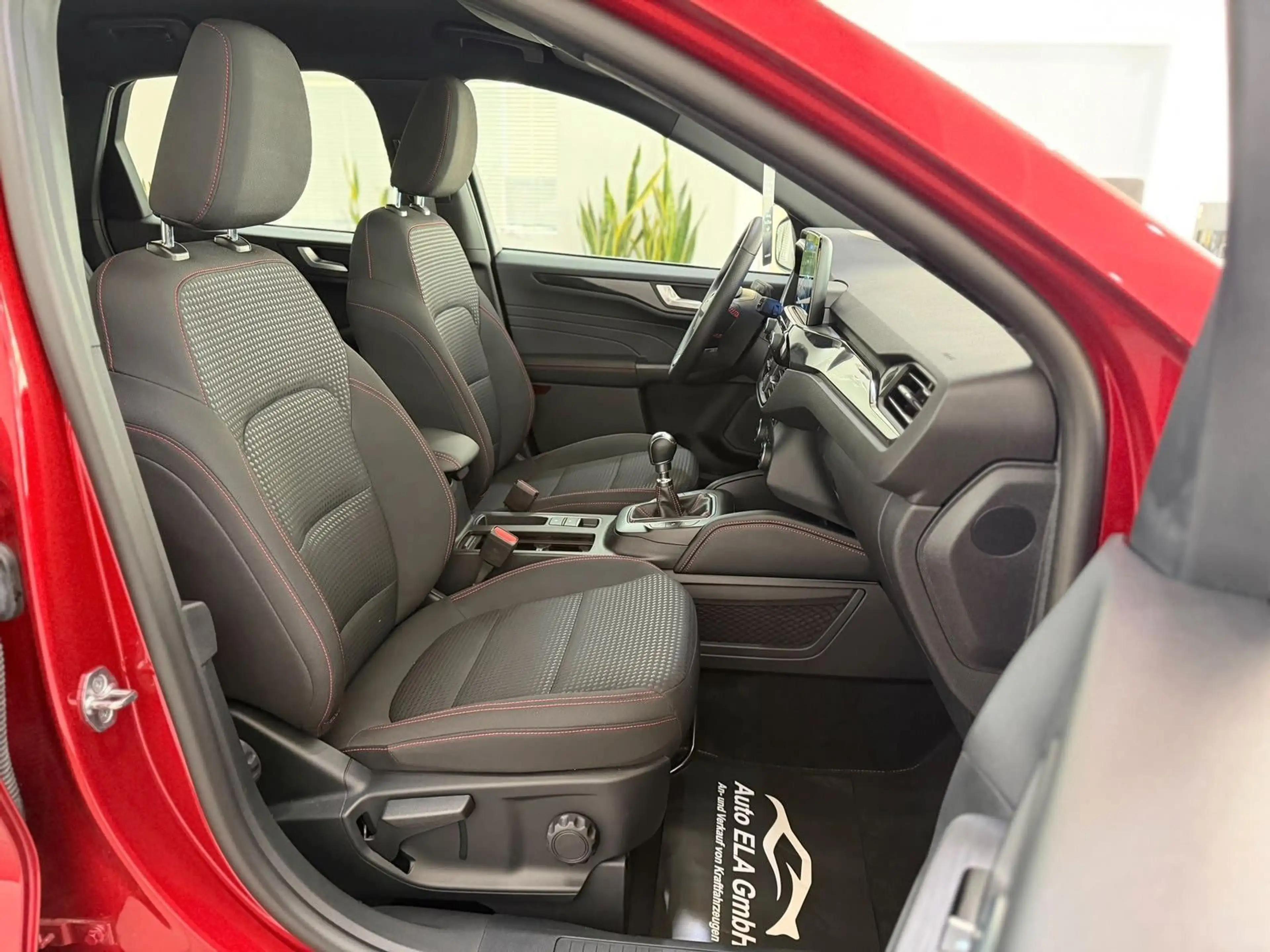 Ford Kuga 1.5 ST-Line 1.Hand|AHK|Kamera|Klimaaut. — photo 10