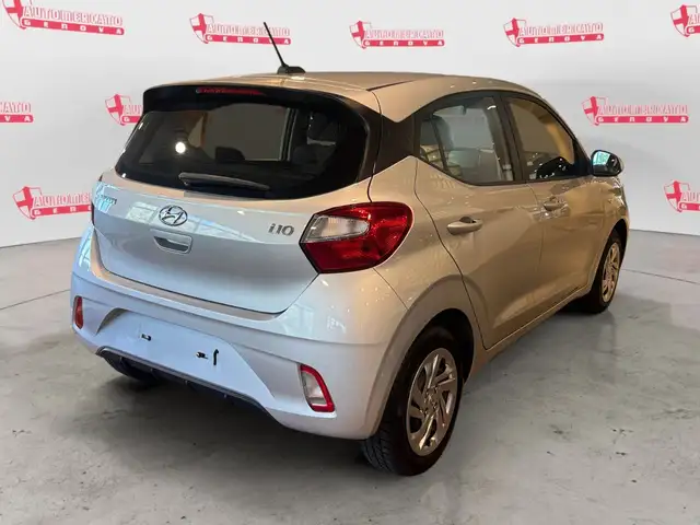 Hyundai i10 view 4