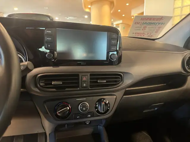 Hyundai i10 view 14