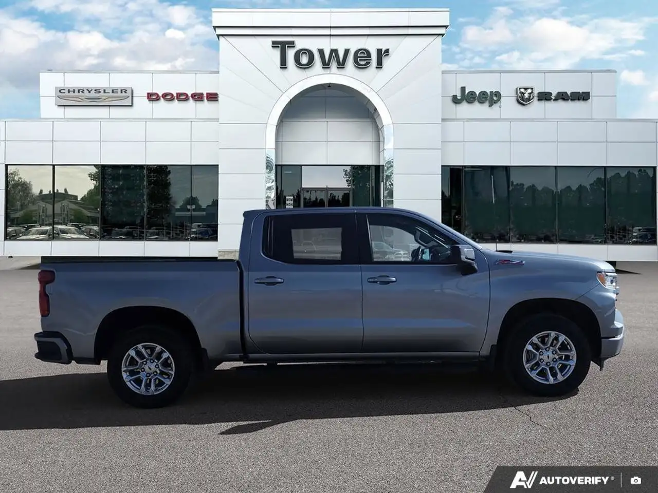 Chevrolet Silverado 1500 снимка Chevrolet Silverado 1500